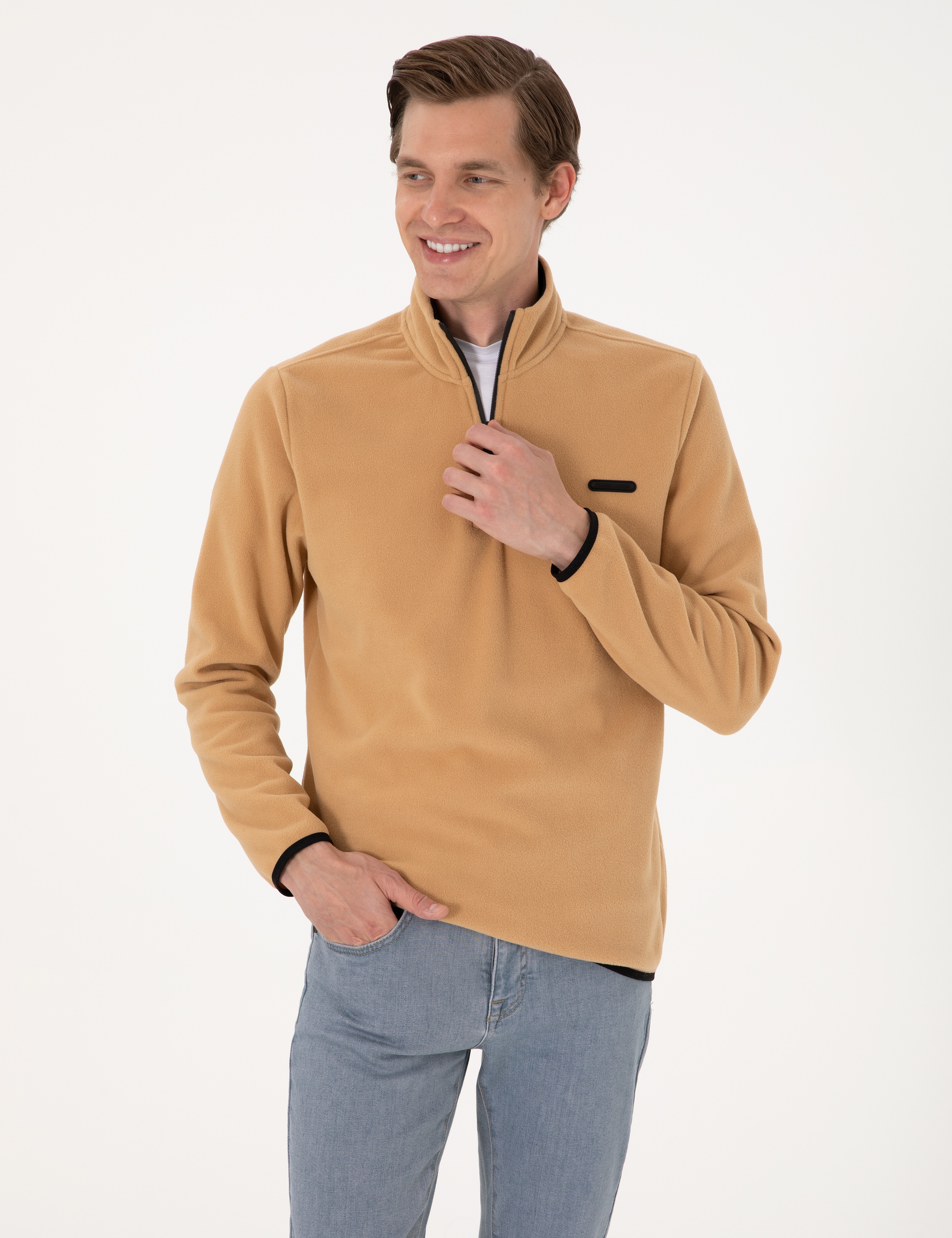 Bej Regular Fit Yarım Fermuarlı Polar Sweatshirt - Image 3