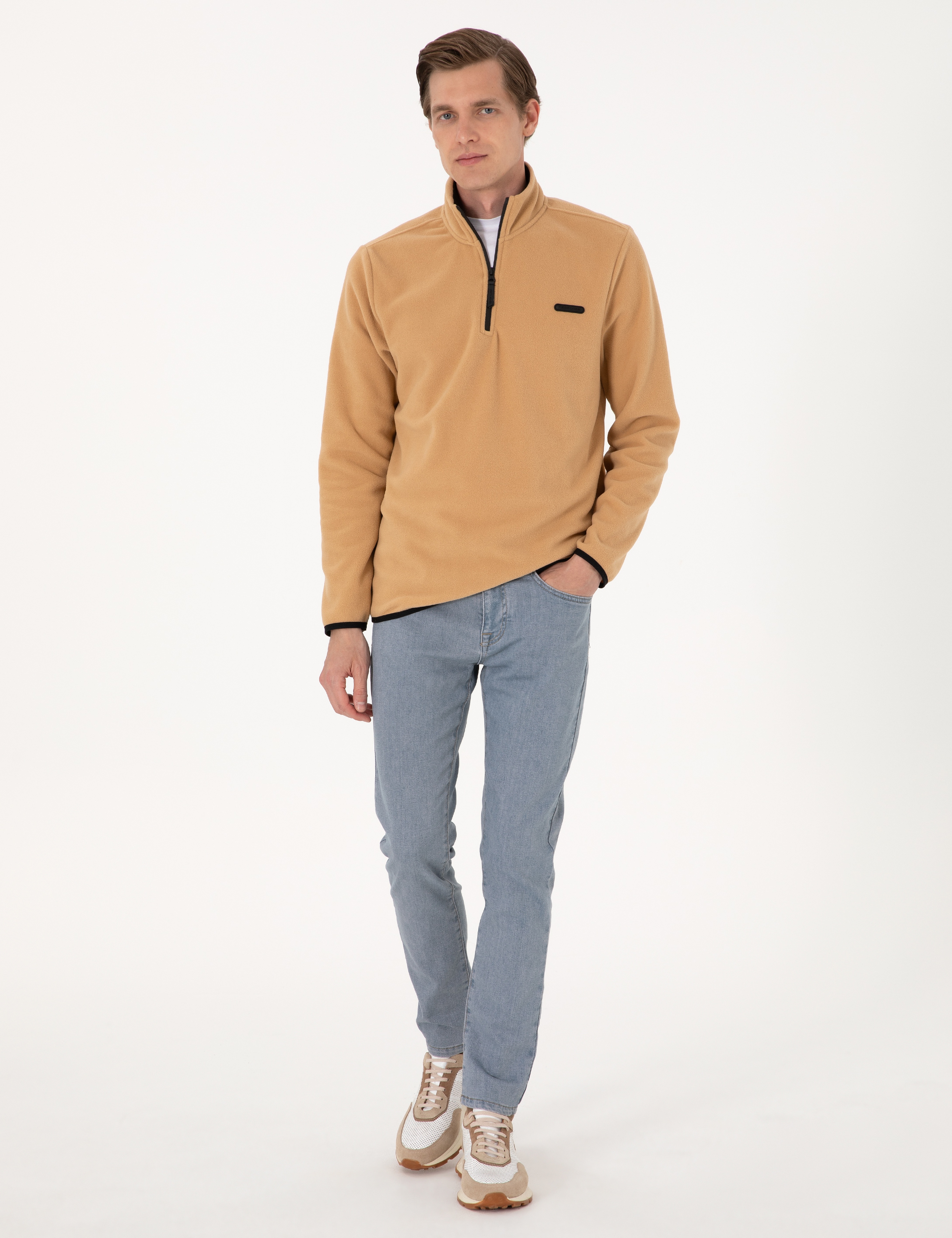 Bej Regular Fit Yarım Fermuarlı Polar Sweatshirt - Image 4