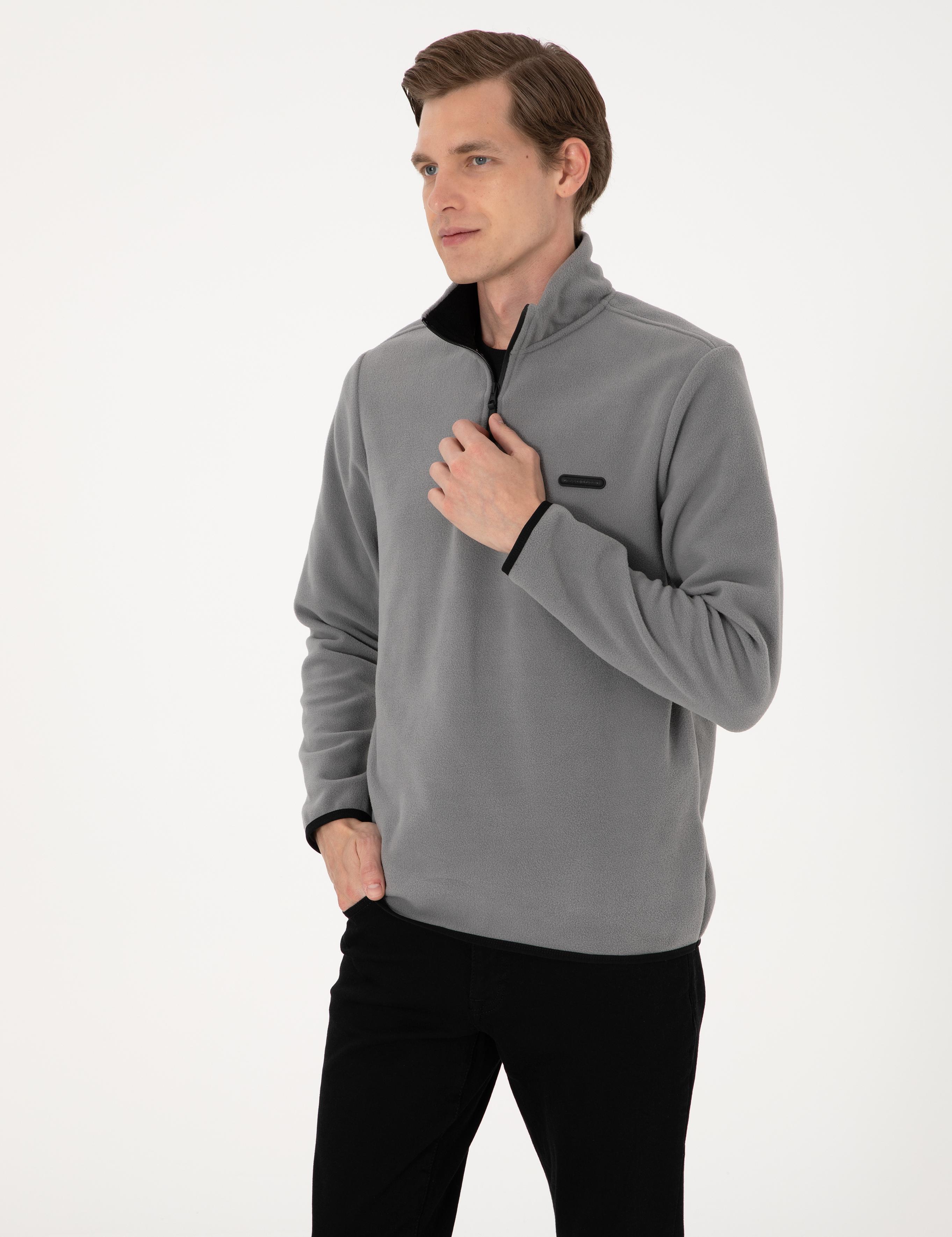 Gri Regular Fit Yarım Fermuarlı Polar Sweatshirt