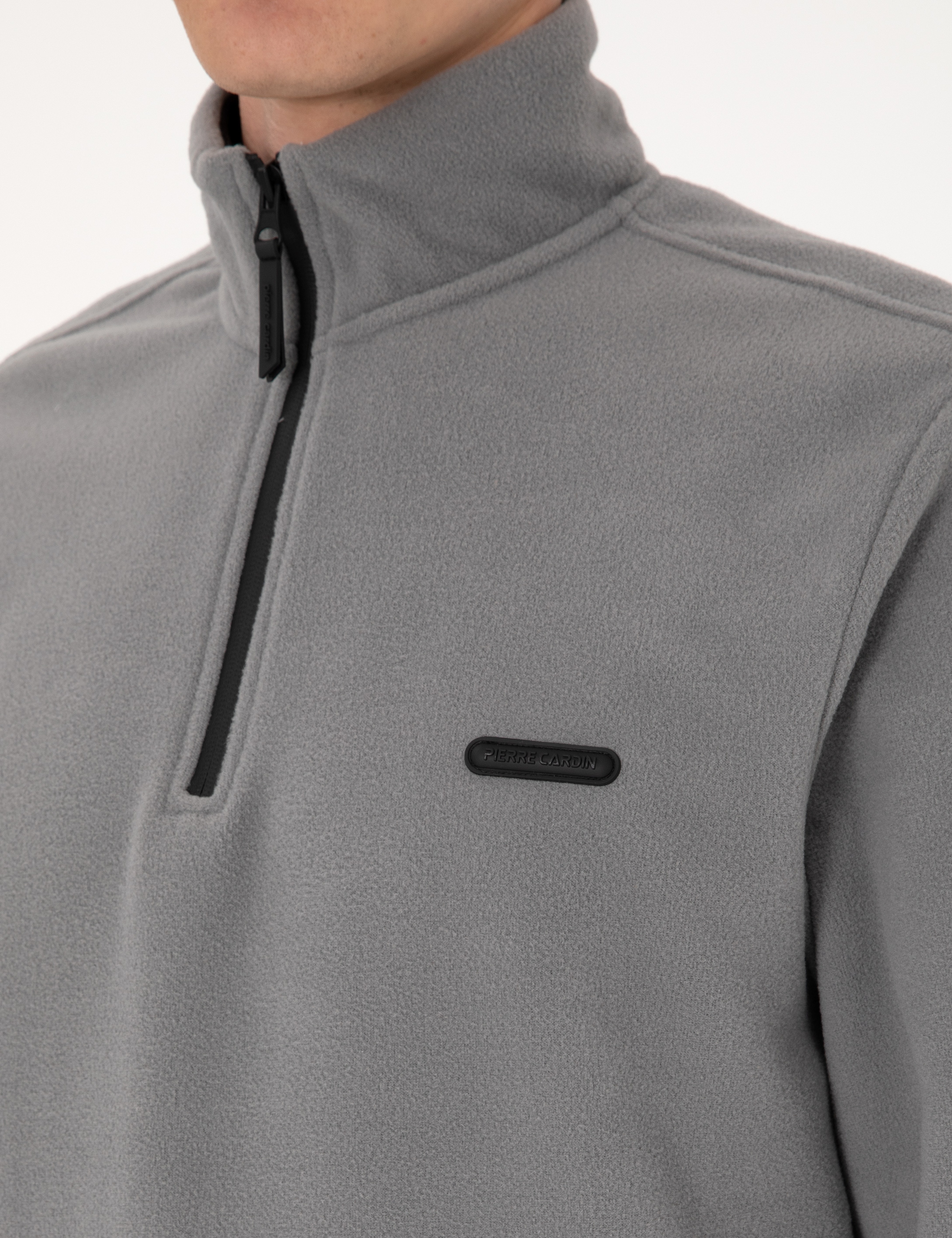 Gri Regular Fit Yarım Fermuarlı Polar Sweatshirt