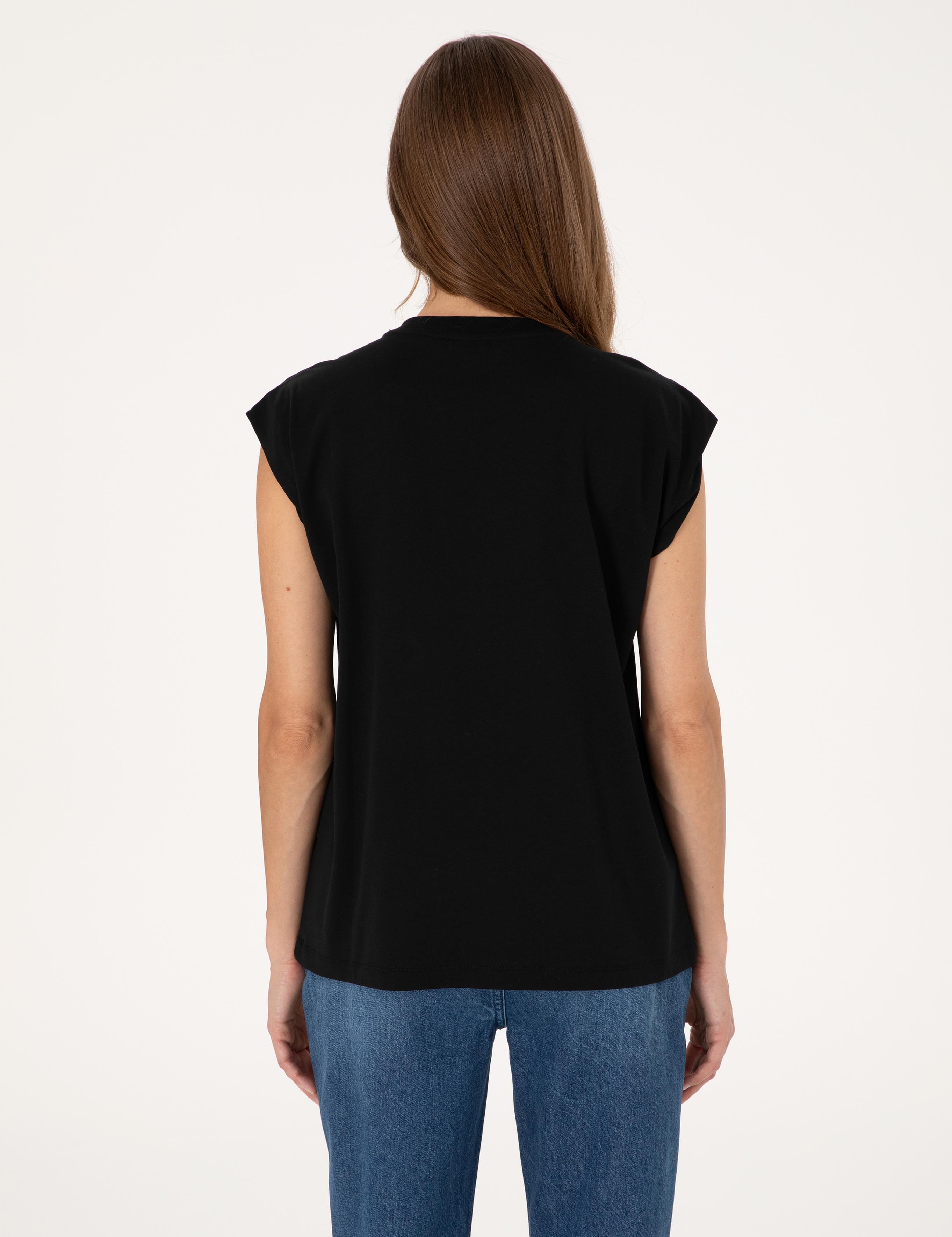 Siyah Regular Fit Tişört