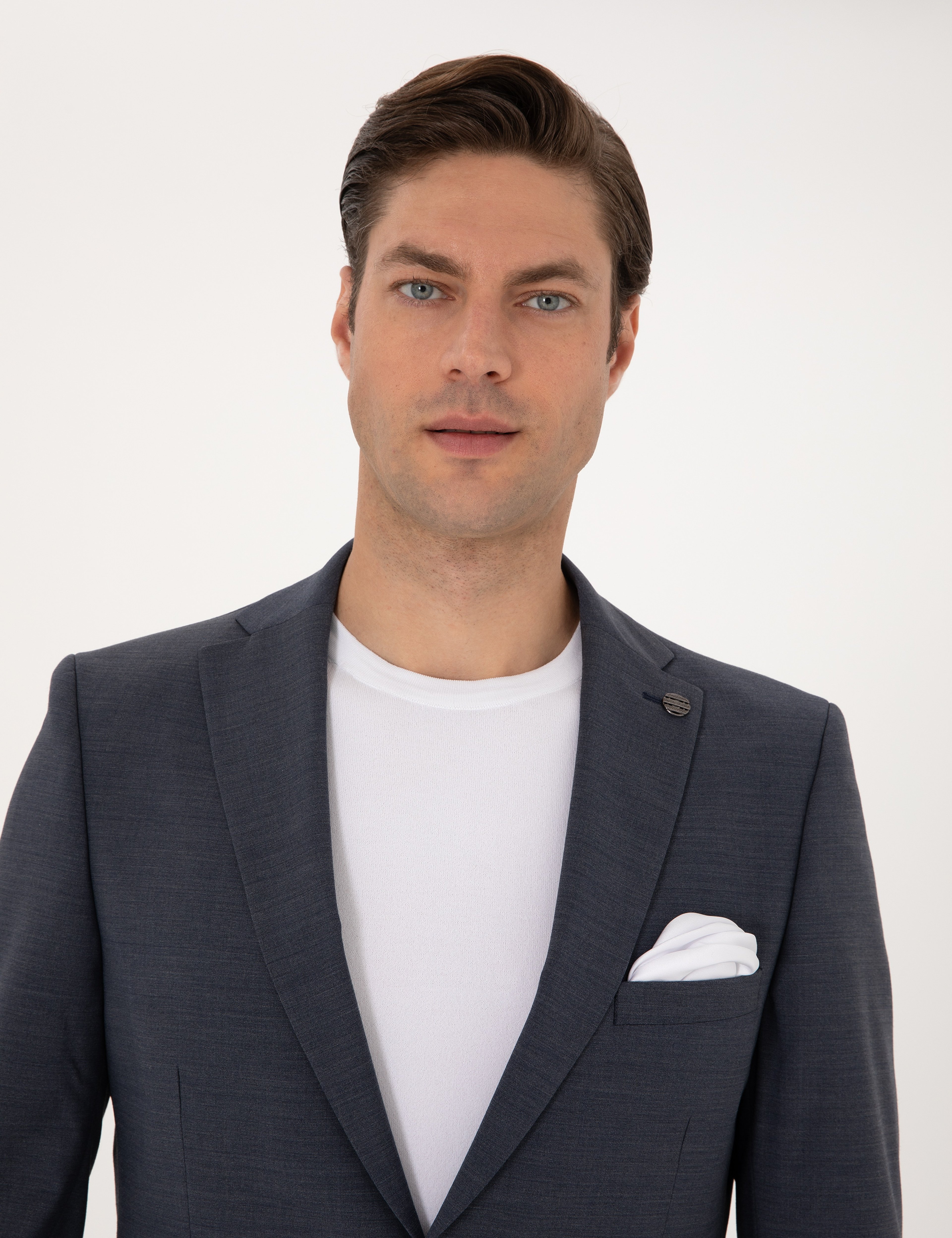 Koyu Mavi Slim Fit Yün Karışımlı Takım Elbise