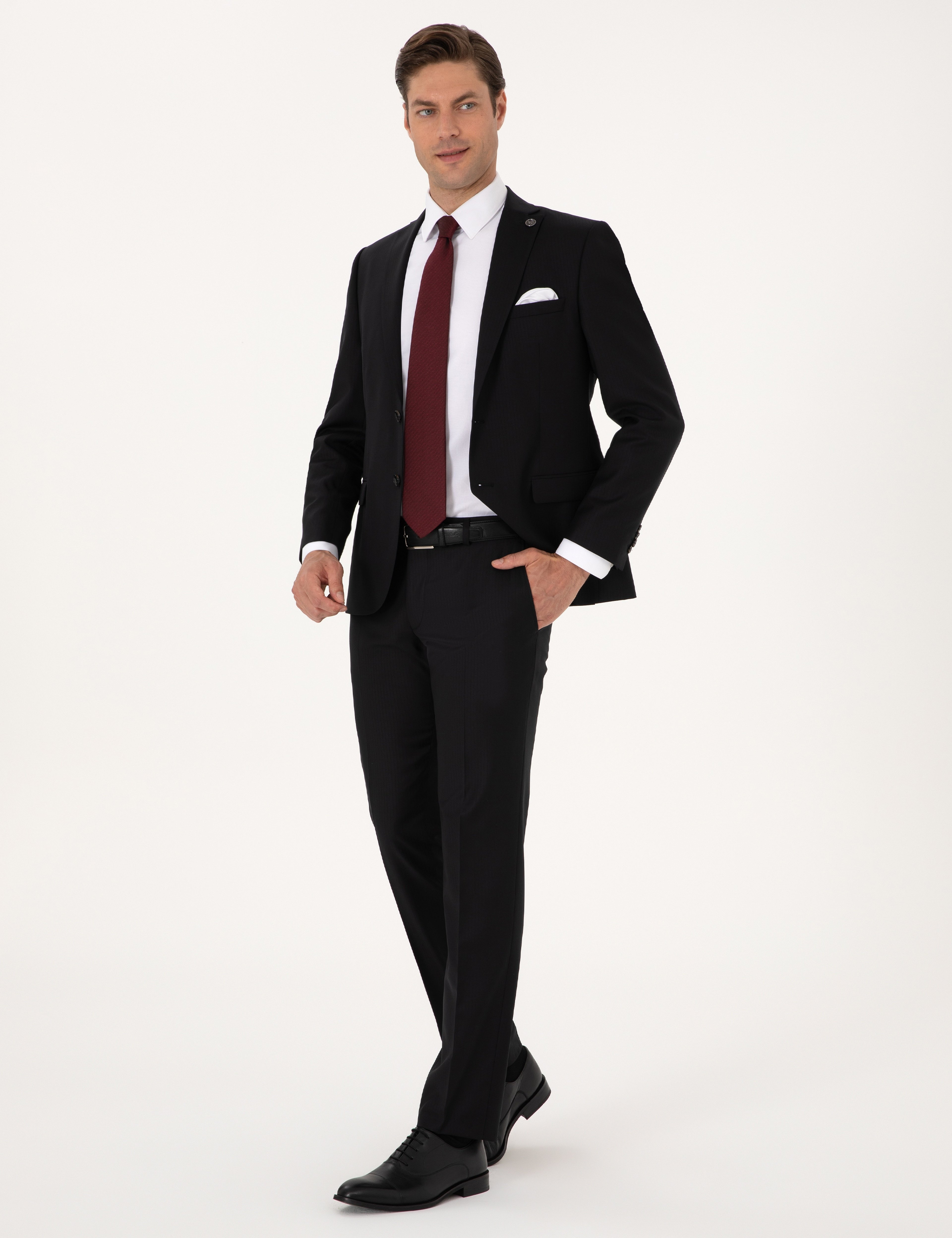 Siyah Slim Fit %100 Yün Çizgili Takım Elbise
