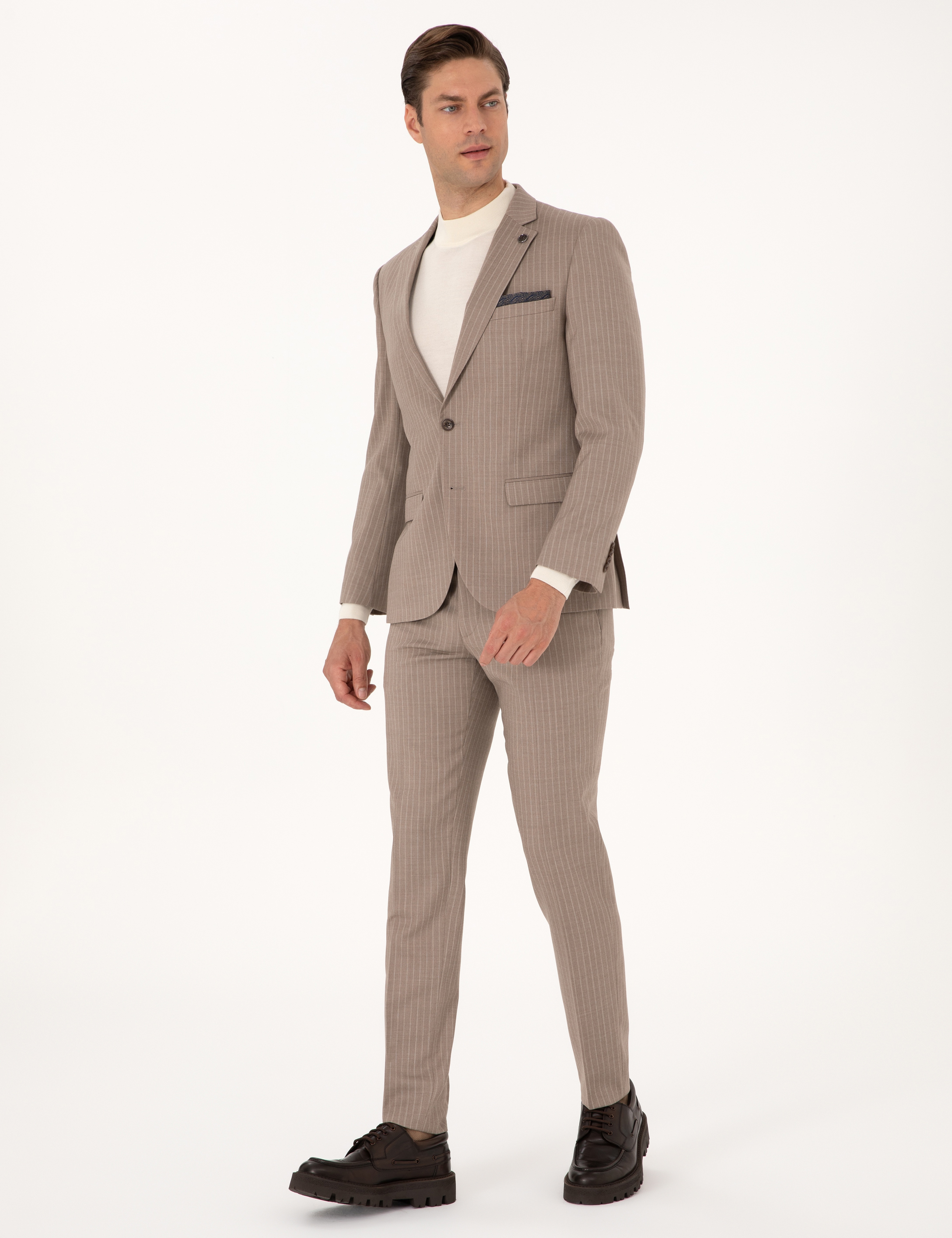 Bej Extra Slim Fit Yün Karışımlı Çizgili Takım Elbise