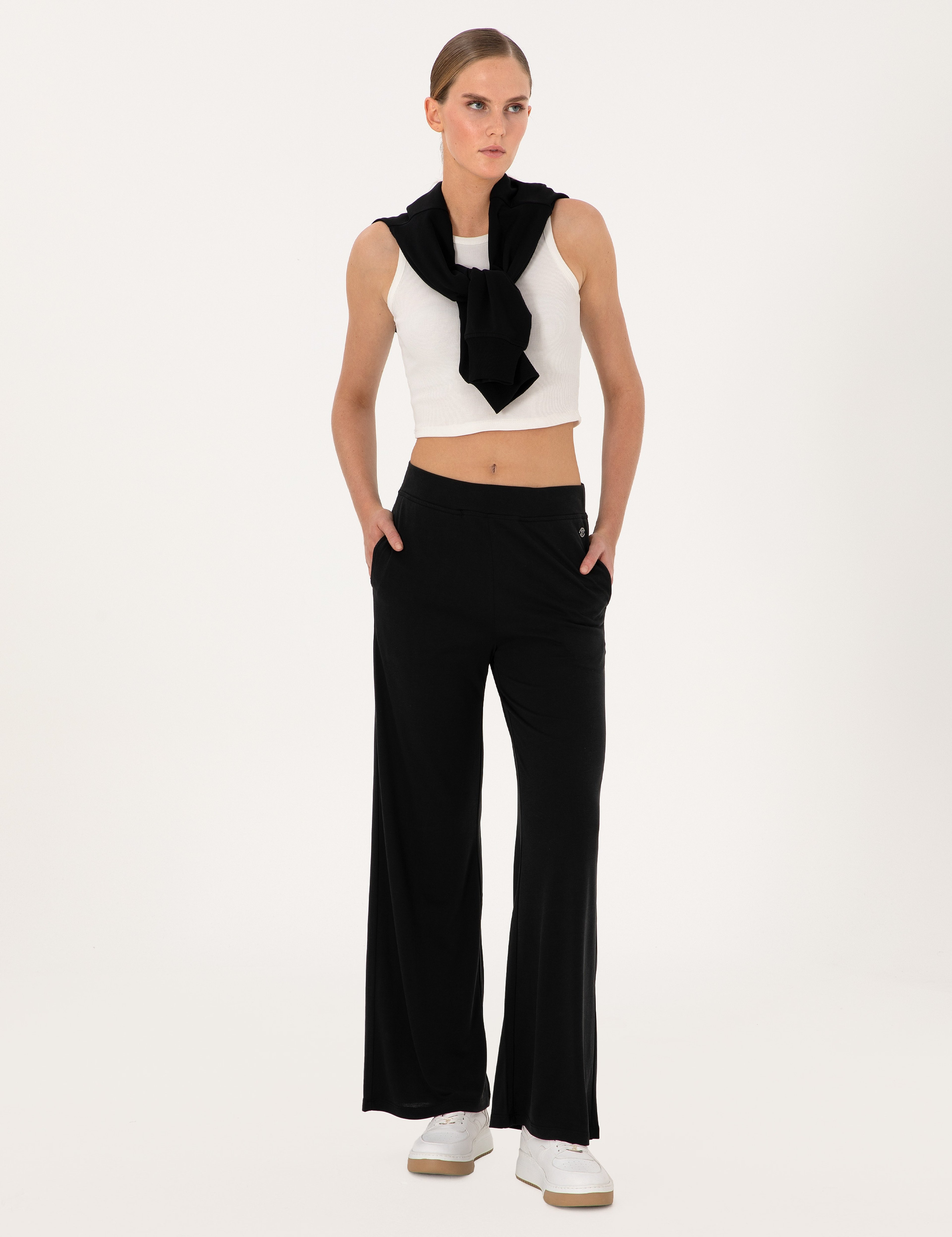 Siyah Loose Fit Modal Karışımlı Eşofman Altı - Image 1
