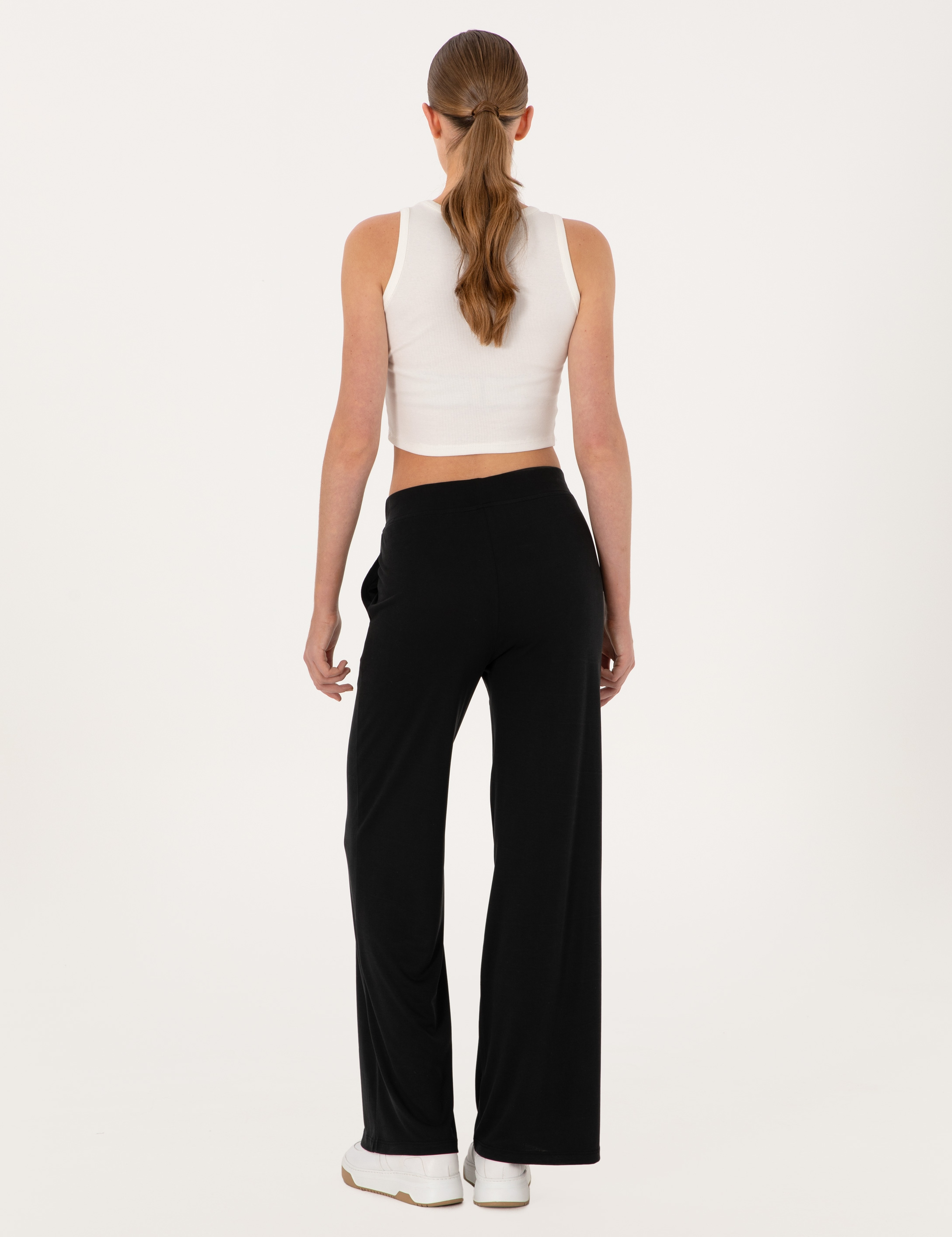 Siyah Loose Fit Modal Karışımlı Eşofman Altı - Image 4