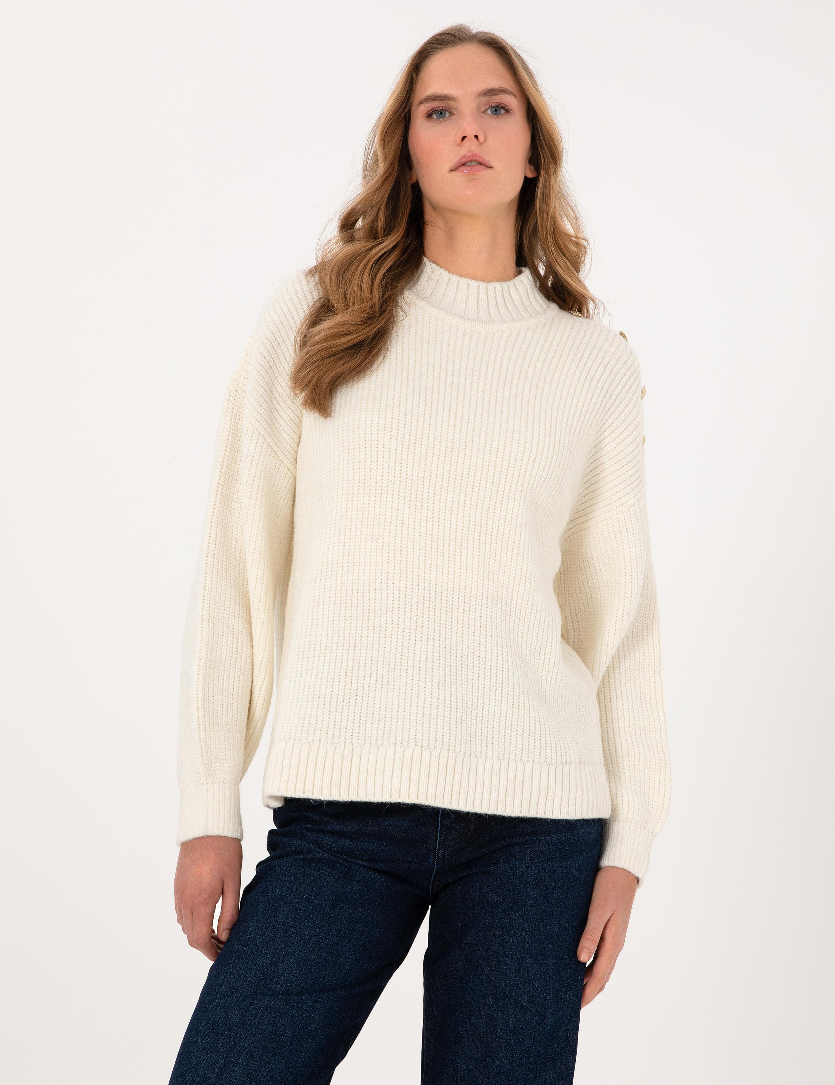 Ekru Comfort Fit Yarım Balıkçı Kazak