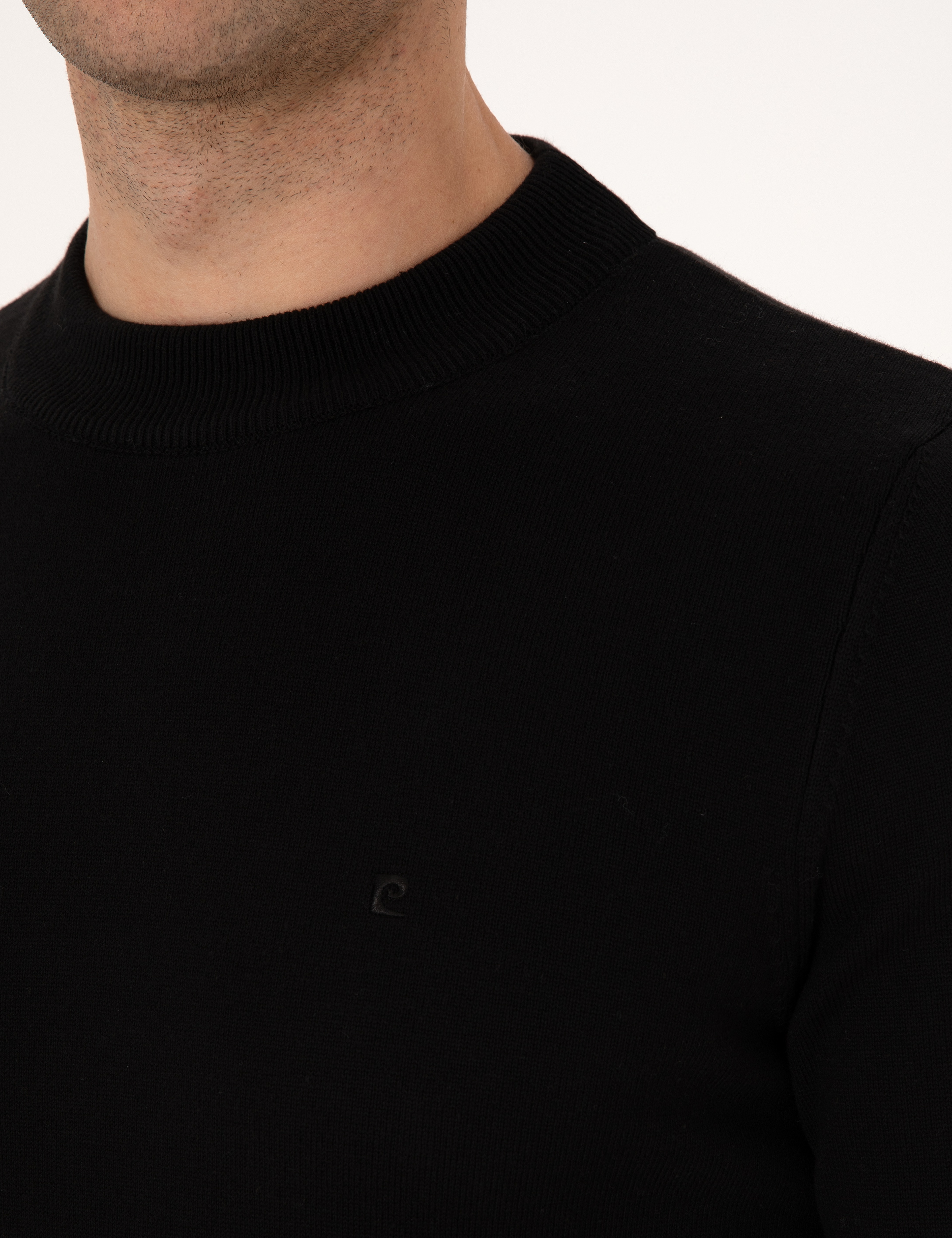 Siyah Slim Fit Çeyrek Yaka Basic Triko Kazak