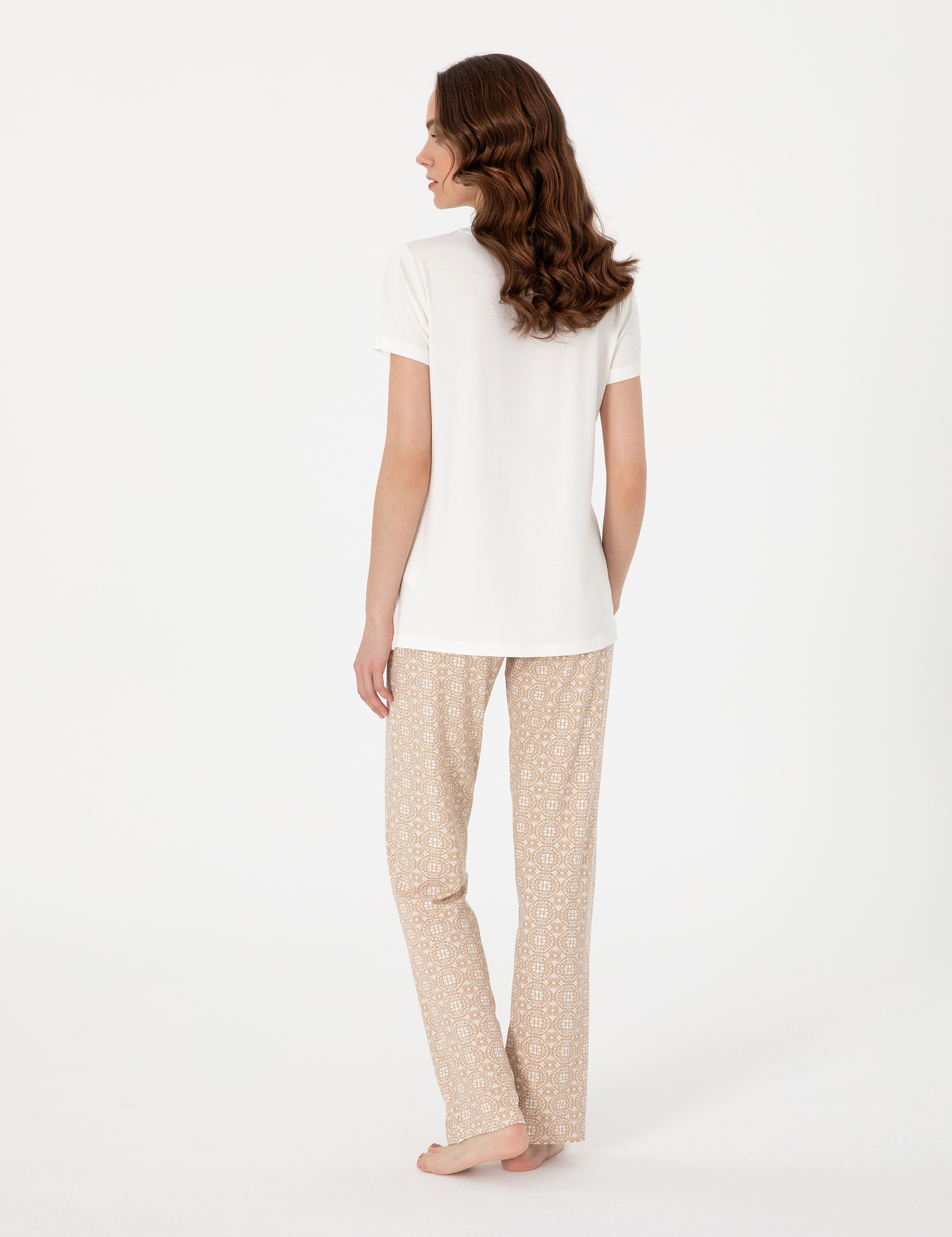 Beyaz Kısakollu Pijama Takımı - Image 5