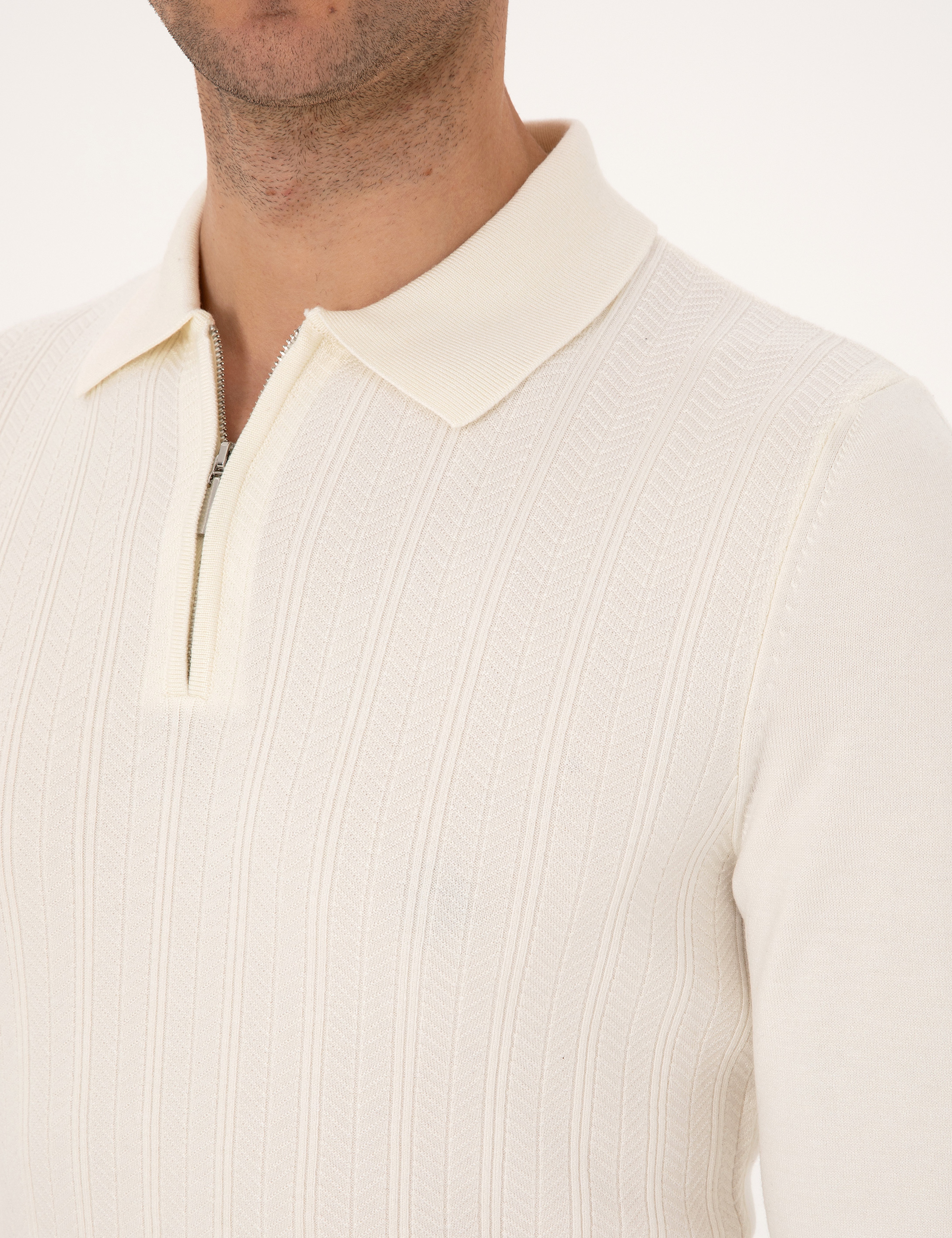Ekru Regular Fit Polo Yaka Fermuarlı Triko Kazak