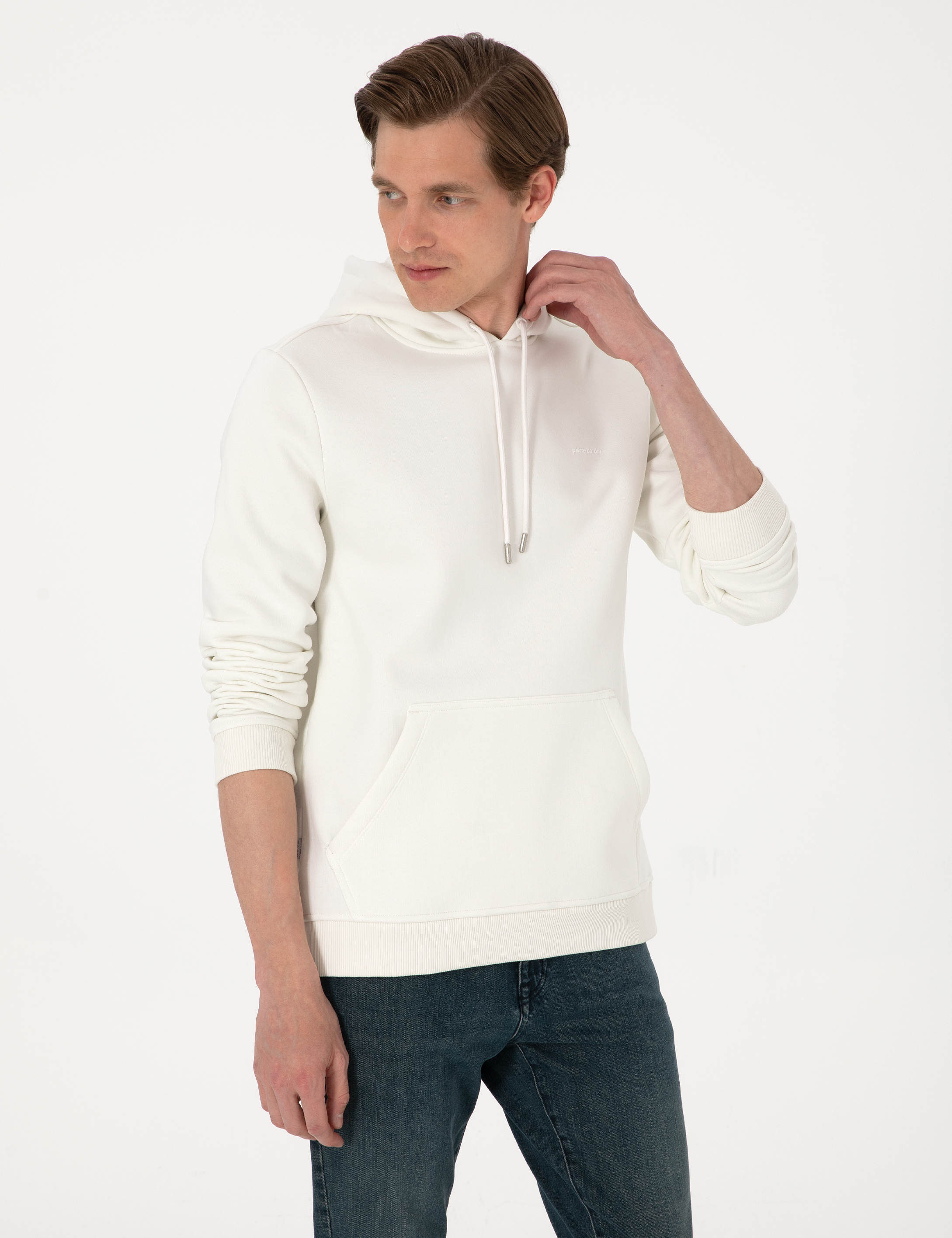 Beyaz 2 İplik Regular Fit Kapüşonlu Basic Sweatshirt - Image 3
