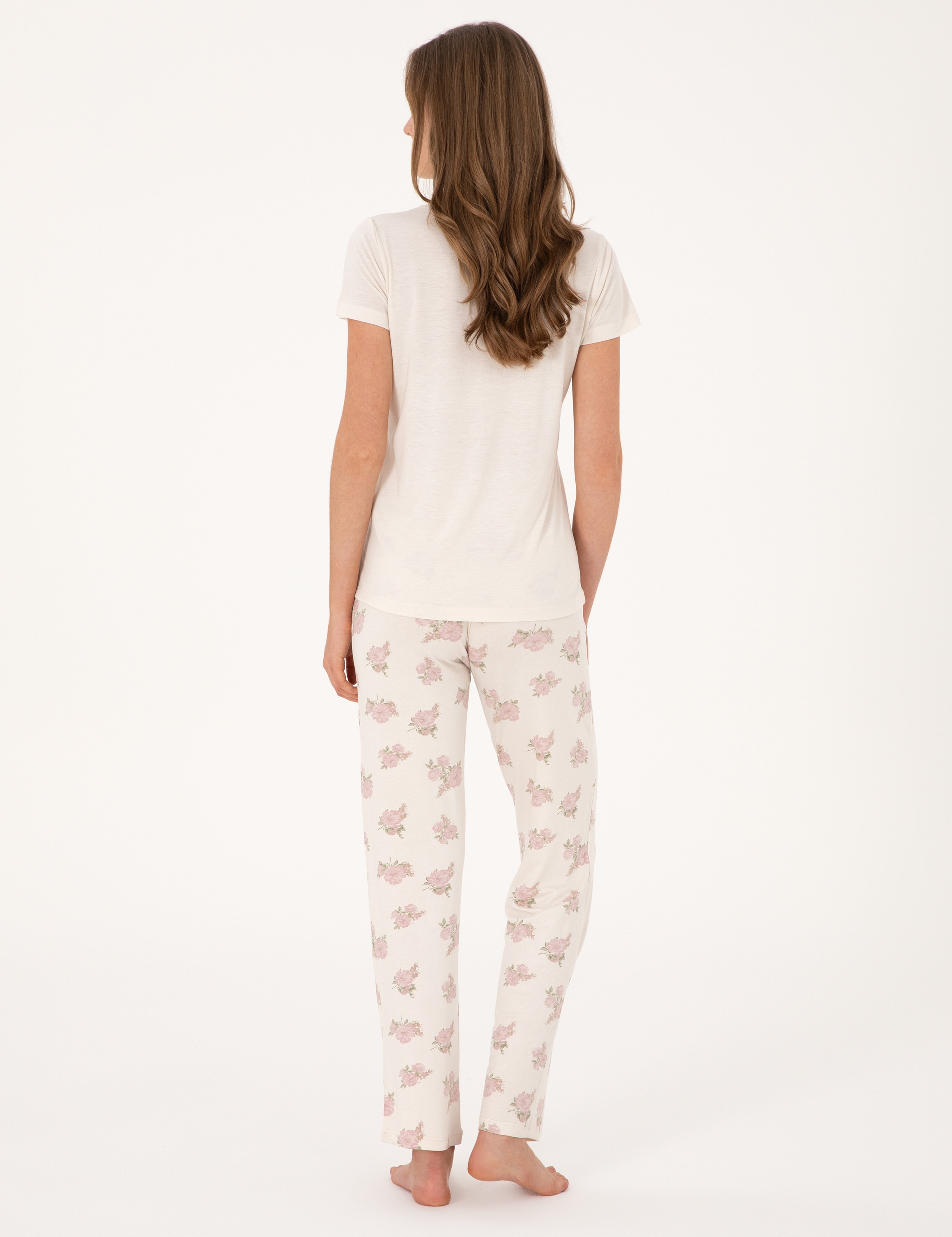 Krem Pijama Takımı
