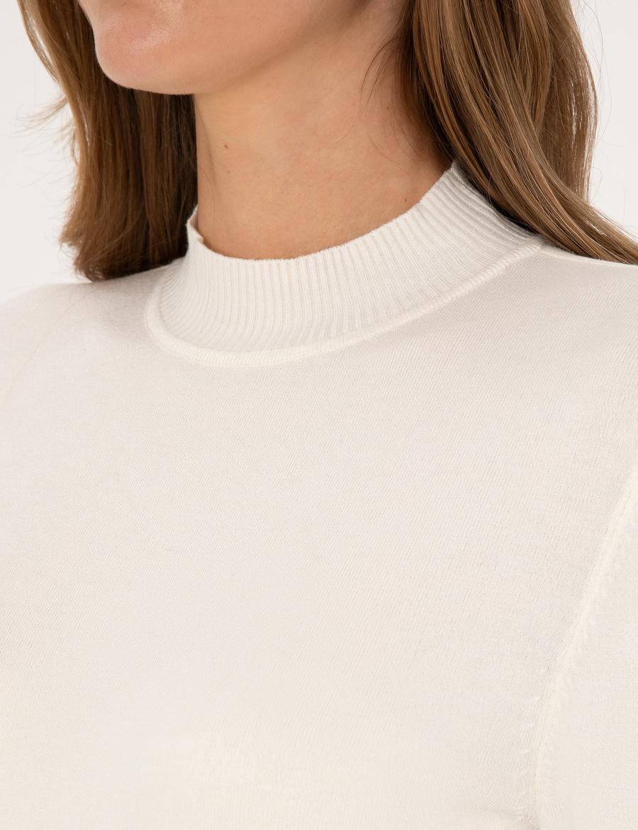 Ekru Slim Fit Yarım Balıkçı Basic Kazak