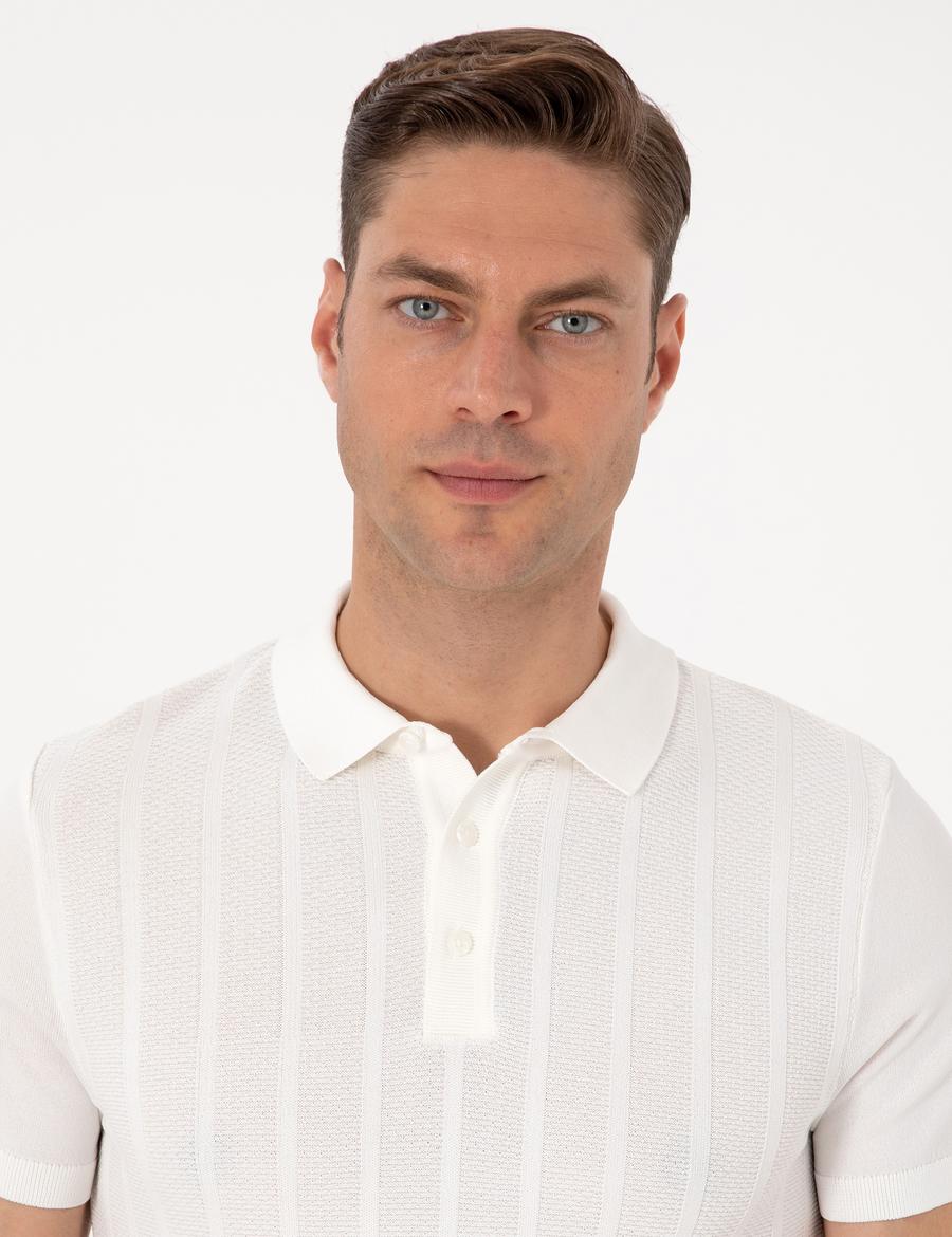 Ekru Slim Fit Polo Yaka Düğmeli Triko Tişört