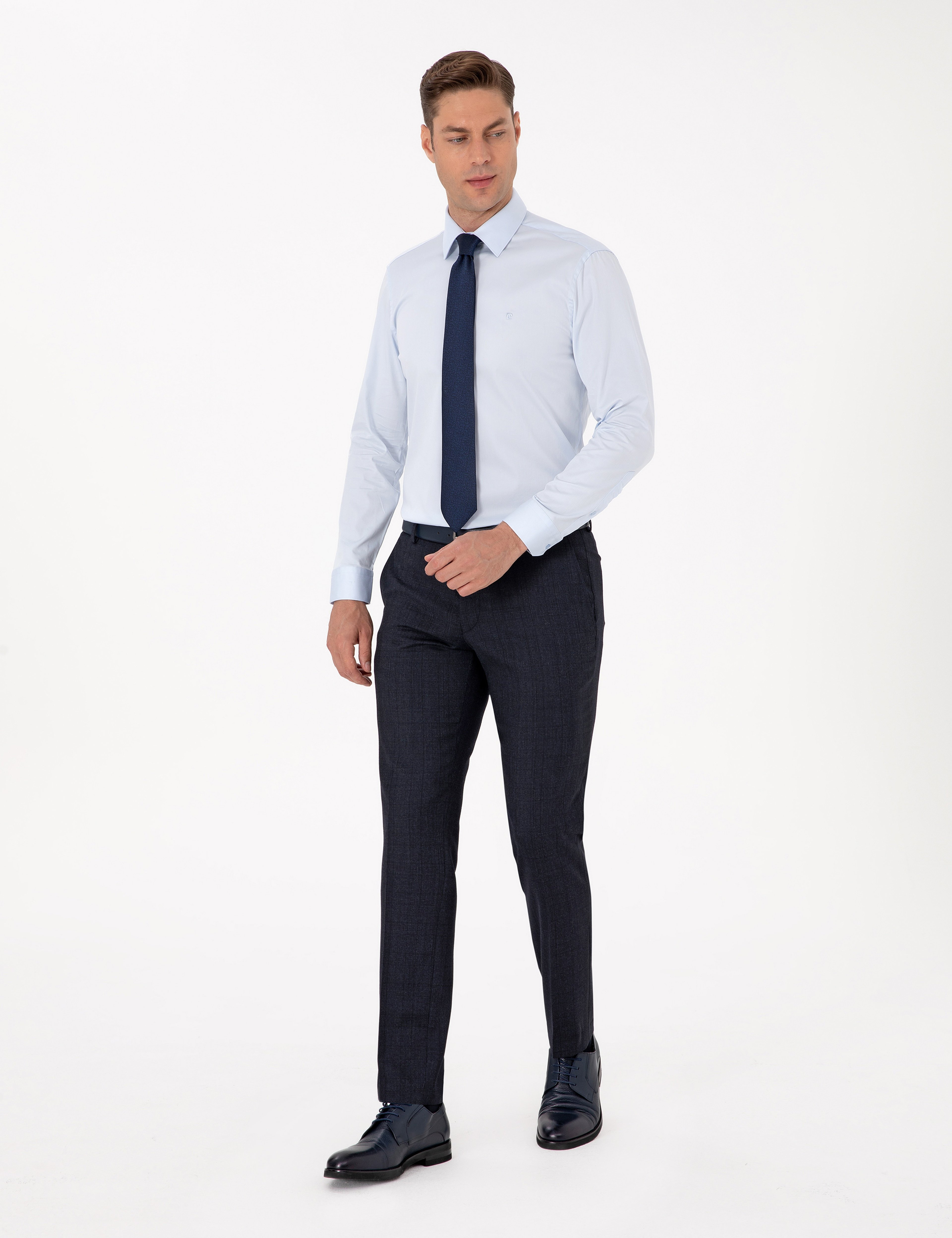 Açık Mavi %100 Pamuk Parlak Saten Slim Fit Uzun Kollu Basic Gömlek