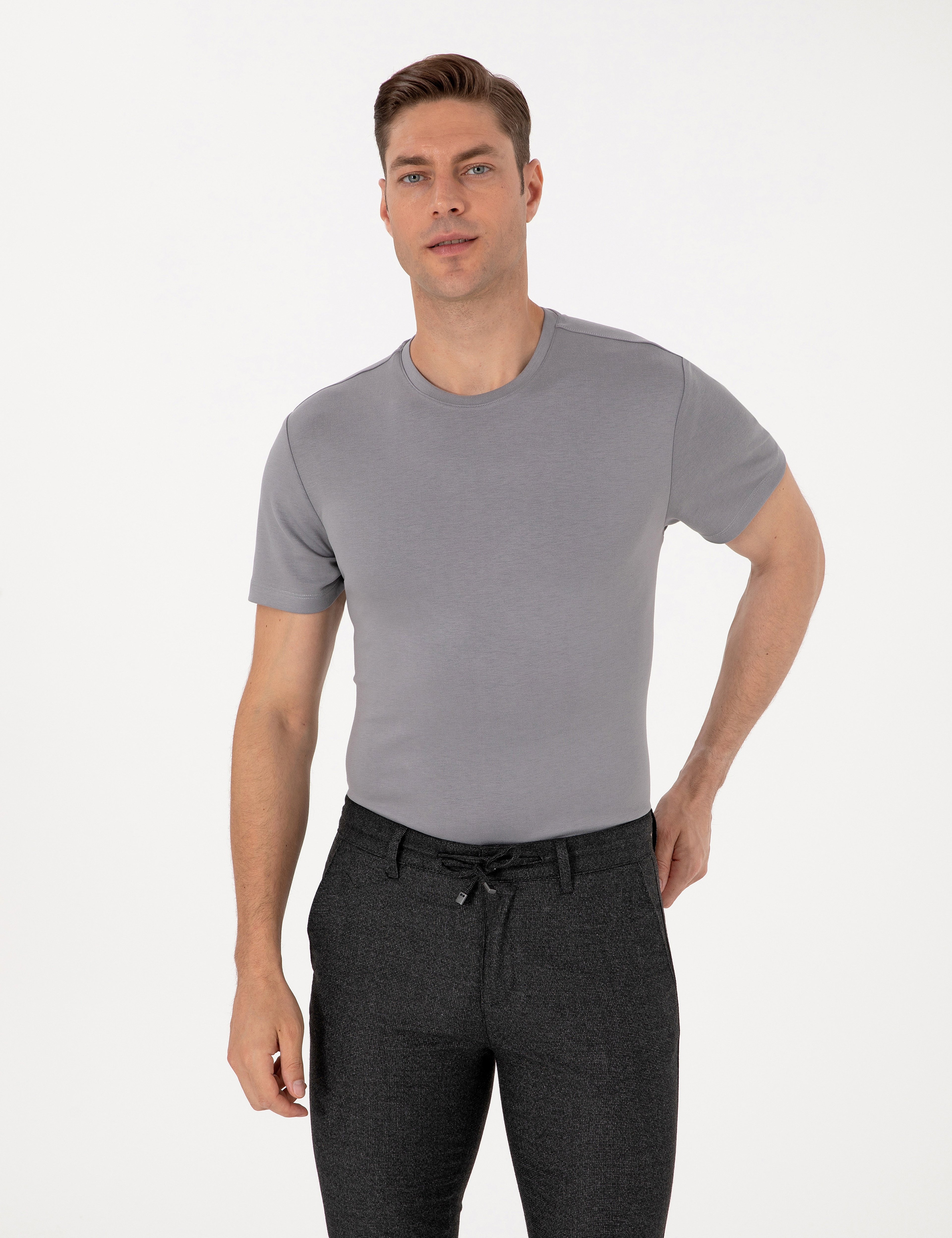 Gri Regular Fit Kalın Dokulu Bisiklet Yaka Basic Tişört - Image 3