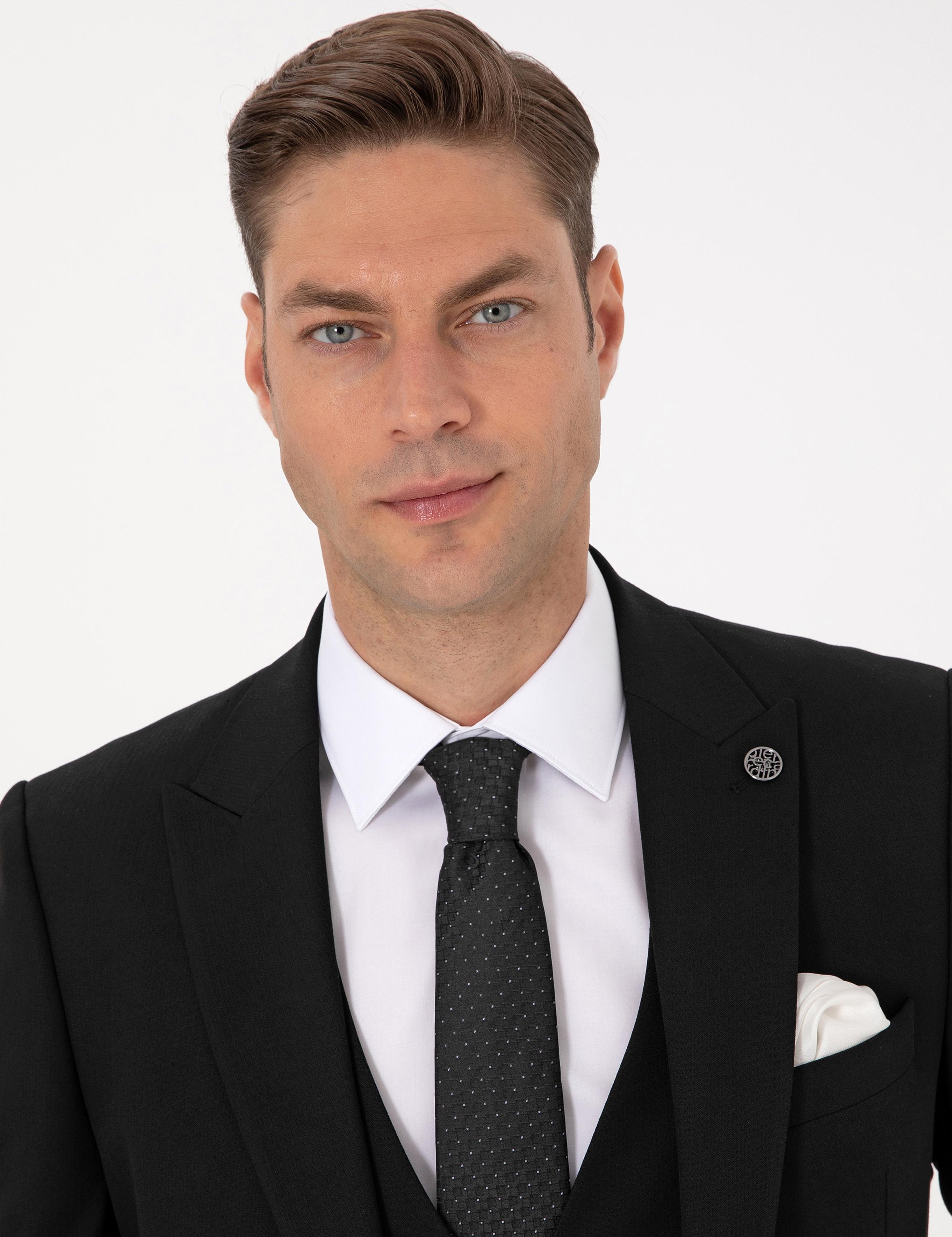 Siyah Slim Fit Yelekli Takım Elbise