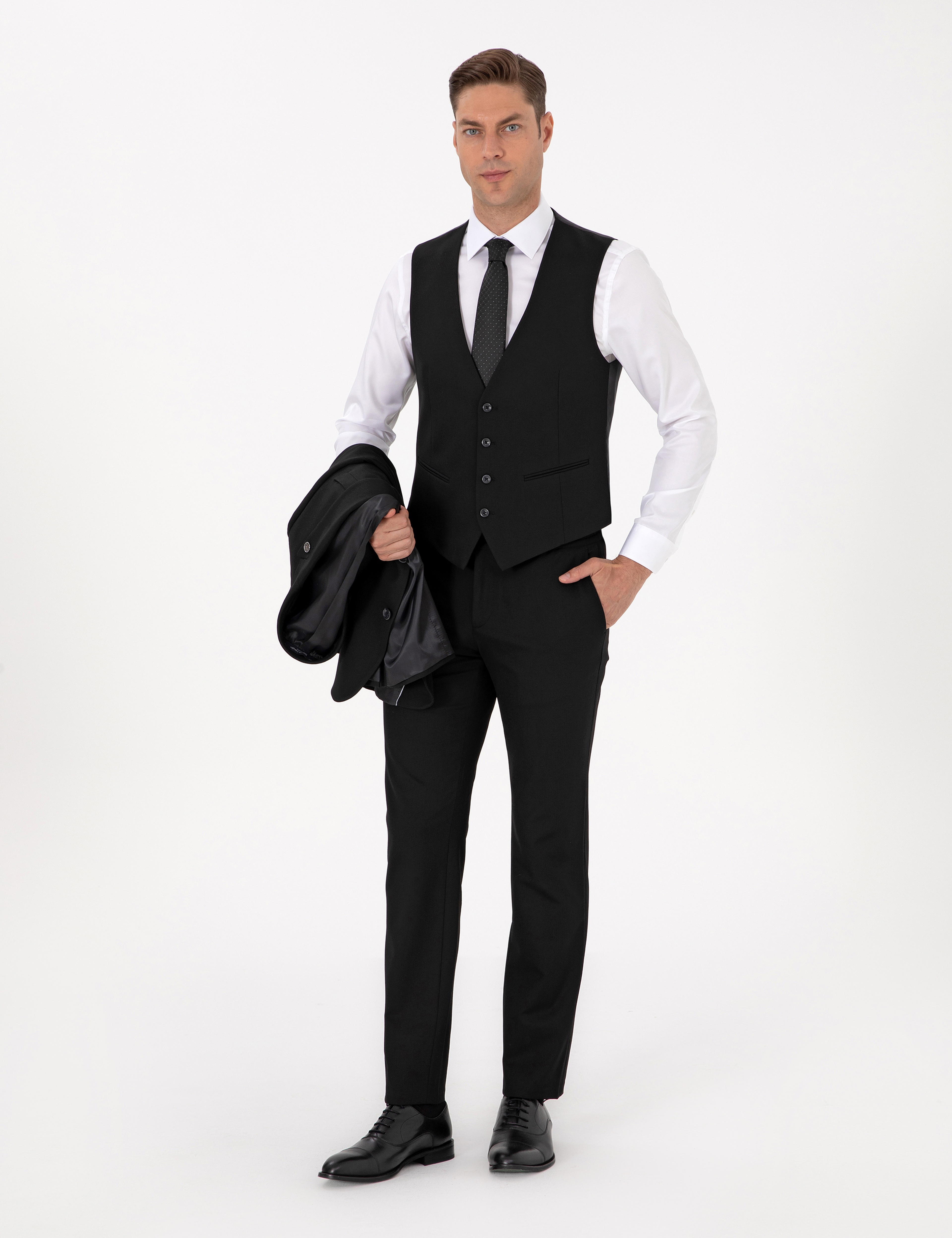 Siyah Slim Fit Yelekli Takım Elbise - Image 4