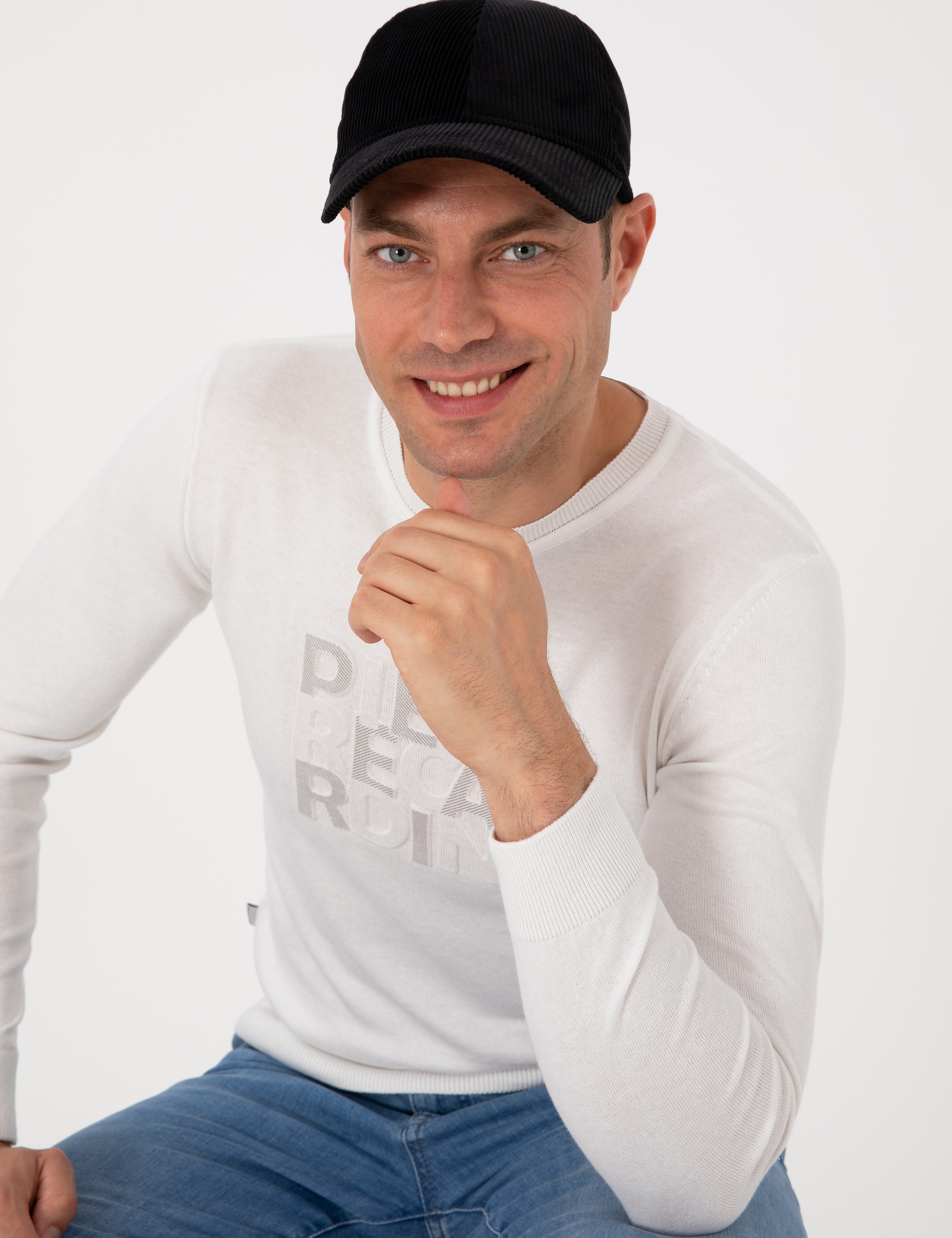 Siyah Şapka - Image 1