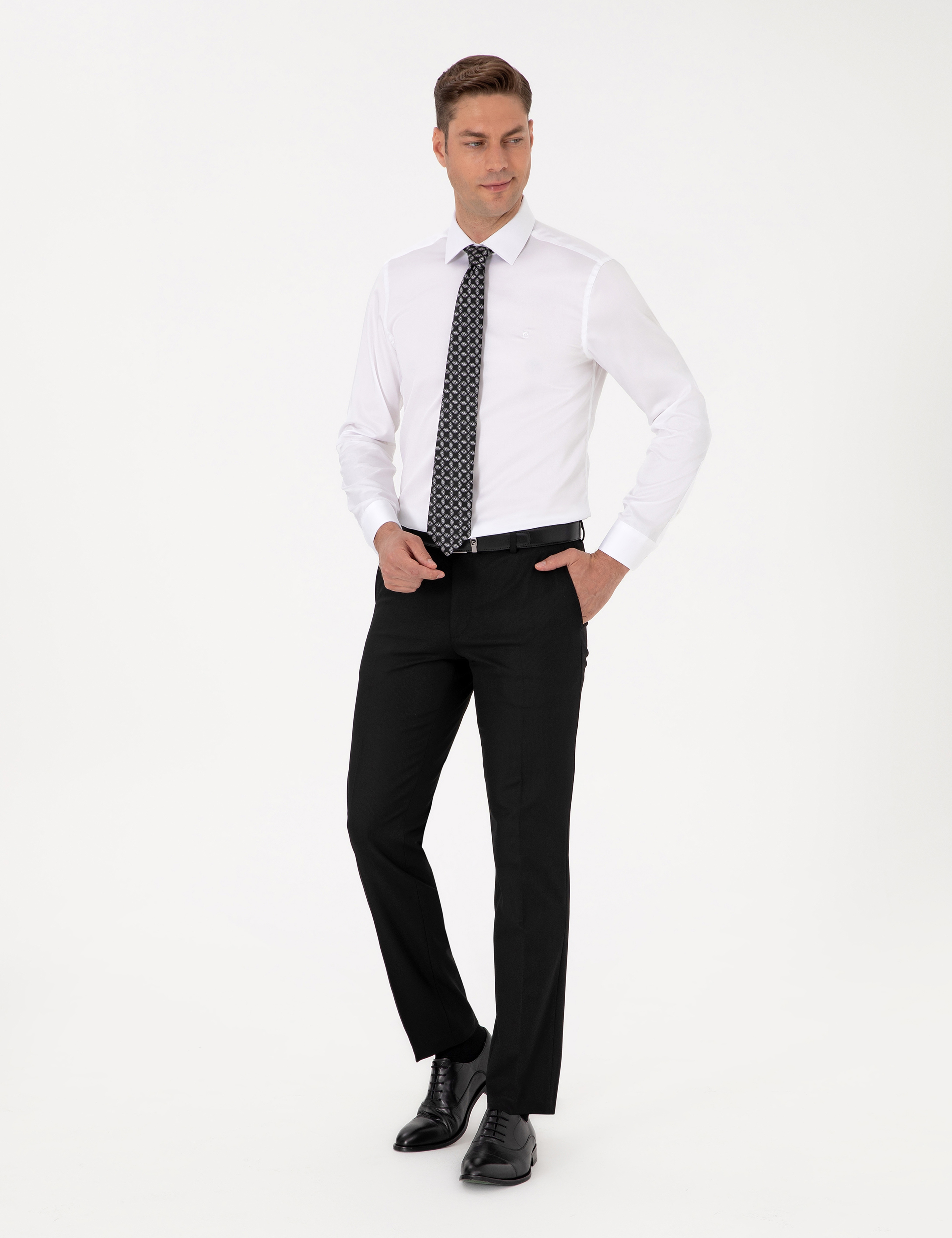 Beyaz Non İron Kolay Ütülenebilir Slim Fit Uzun Kollu Basic Gömlek - Image 4