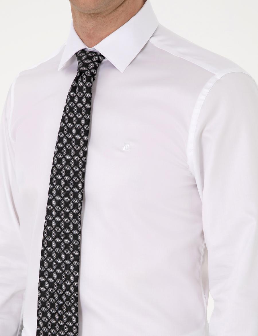 Beyaz Non İron Kolay Ütülenebilir Slim Fit Uzun Kollu Basic Gömlek