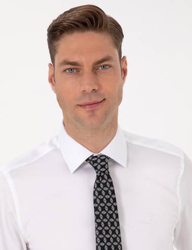 Beyaz Non İron Kolay Ütülenebilir Slim Fit Uzun Kollu Basic Gömlek