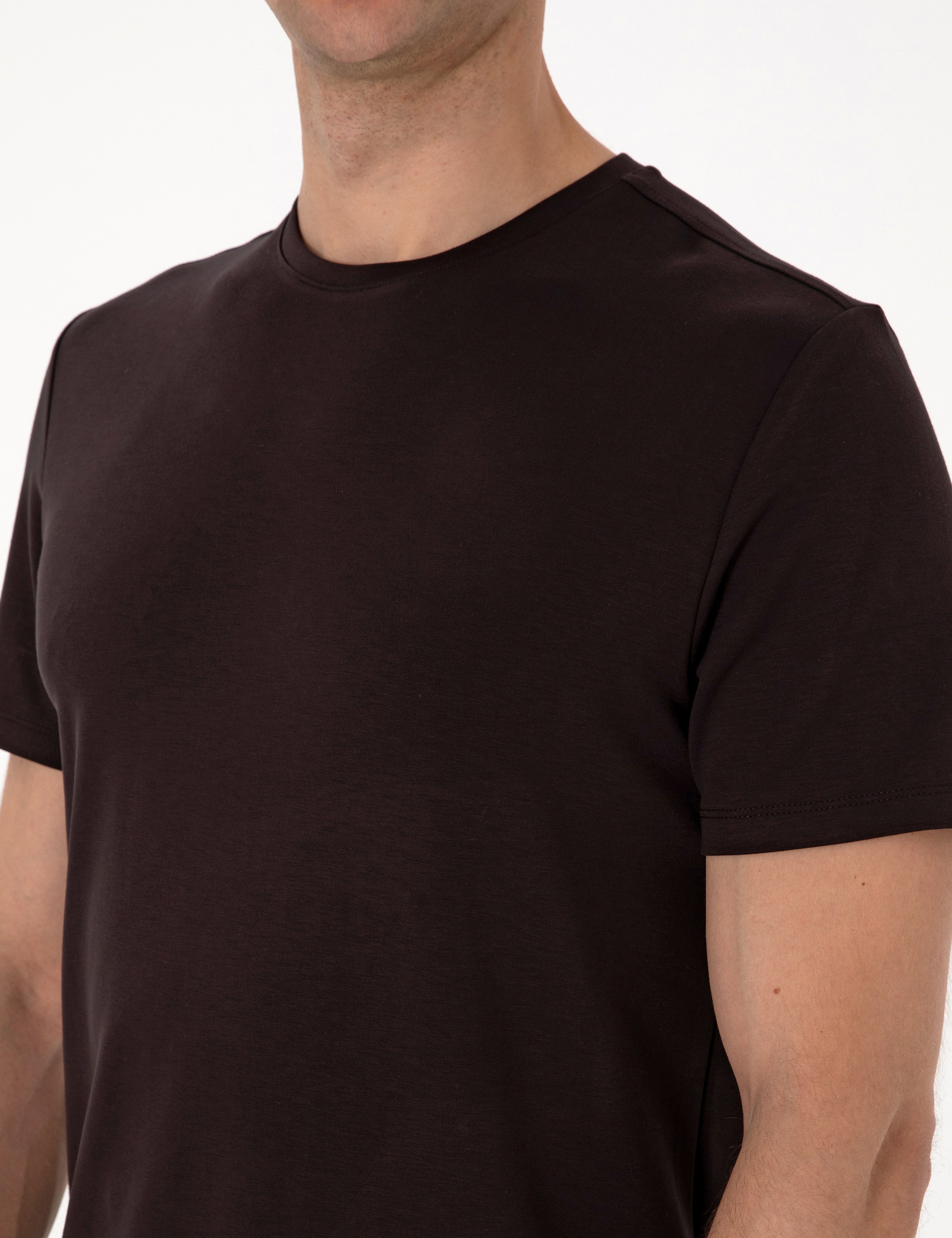 Kahverengi Regular Fit Kalın Dokulu Bisiklet Yaka Basic Tişört