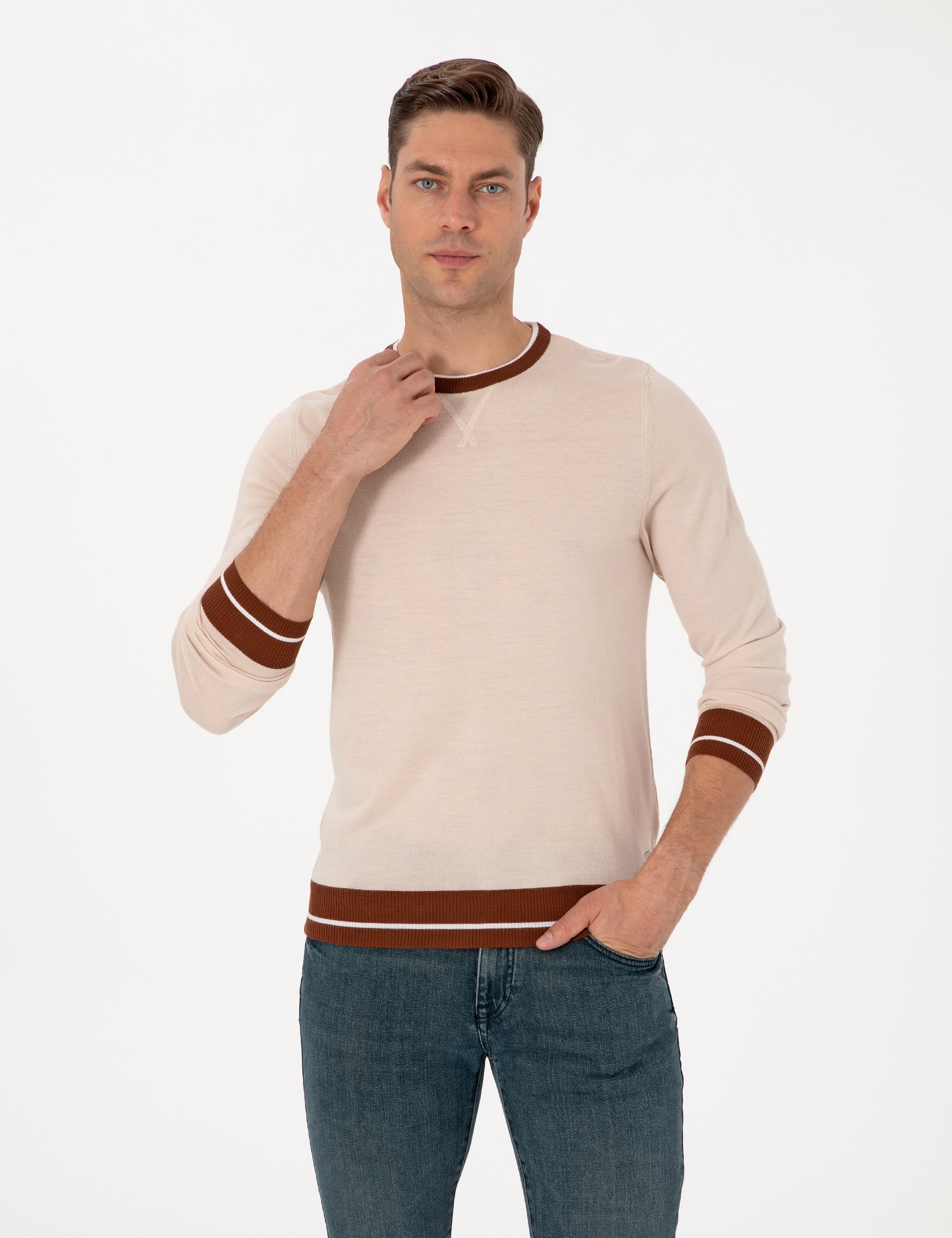 Kum Melanj Slim Fit Bisiklet Yaka Yün Karışımlı Triko Kazak