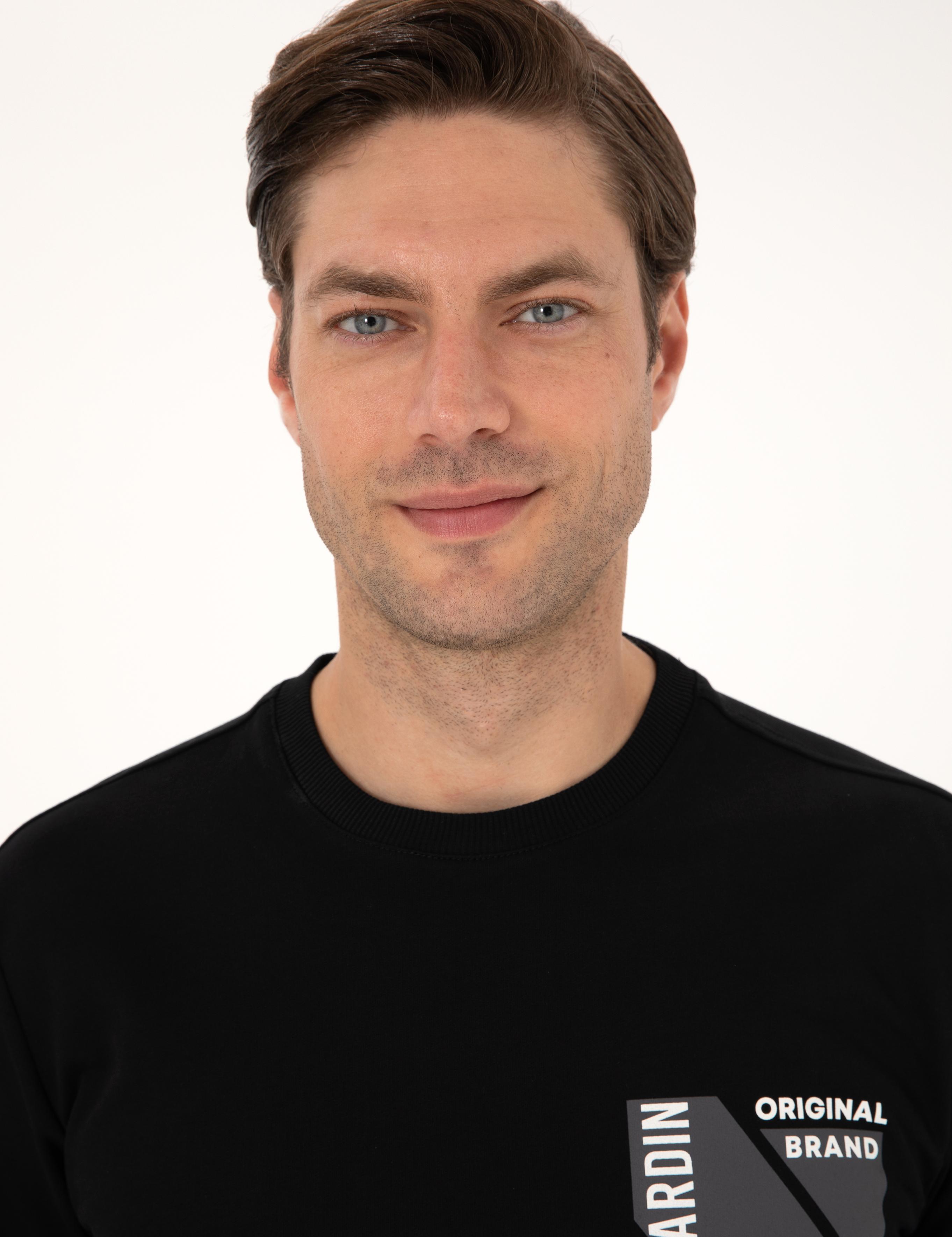 Siyah Regular Fit Bisiklet Yaka Sweatshirt