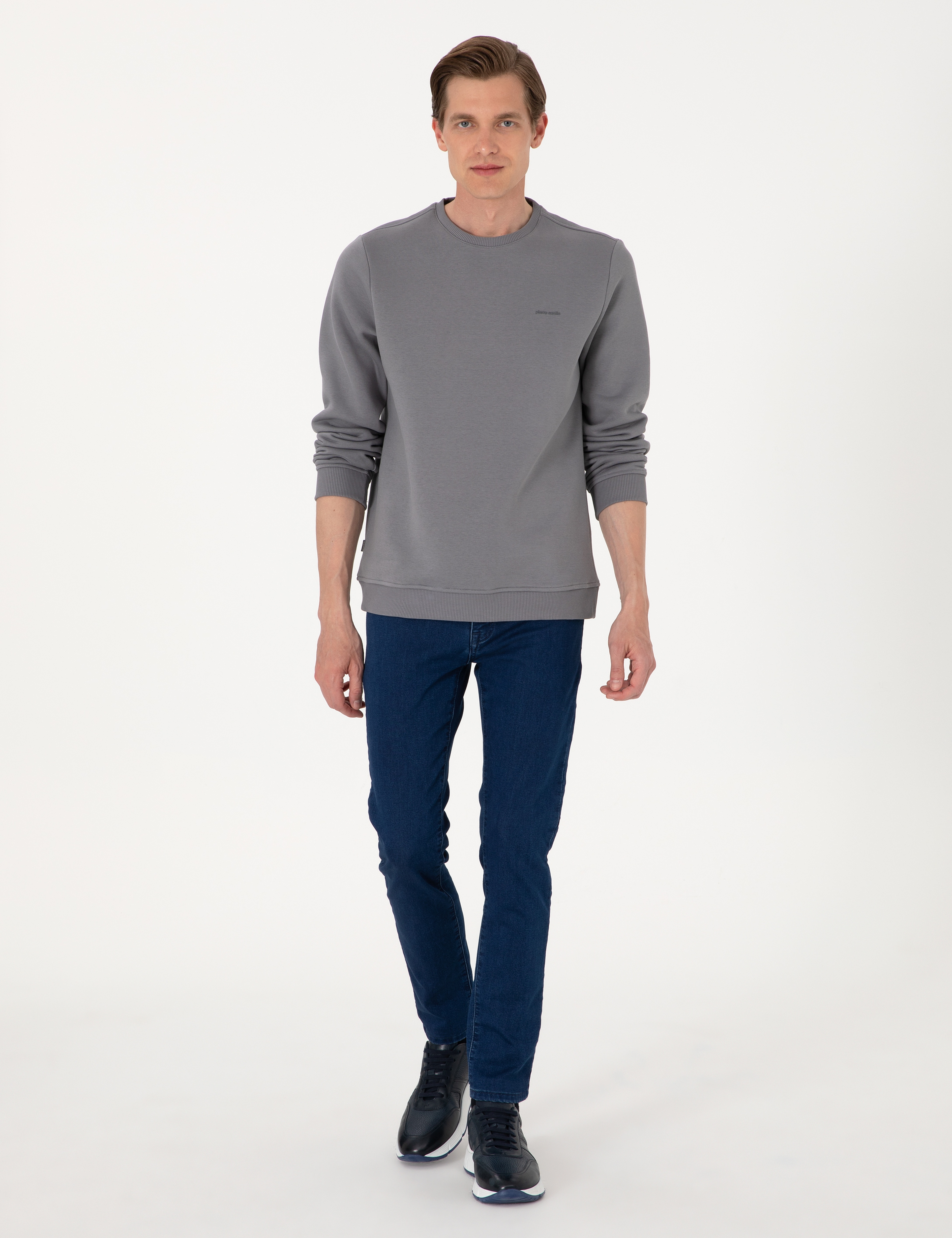 Gri 3 İplik Regular Fit Bisiklet Yaka Basic Sweatshirt - Image 4