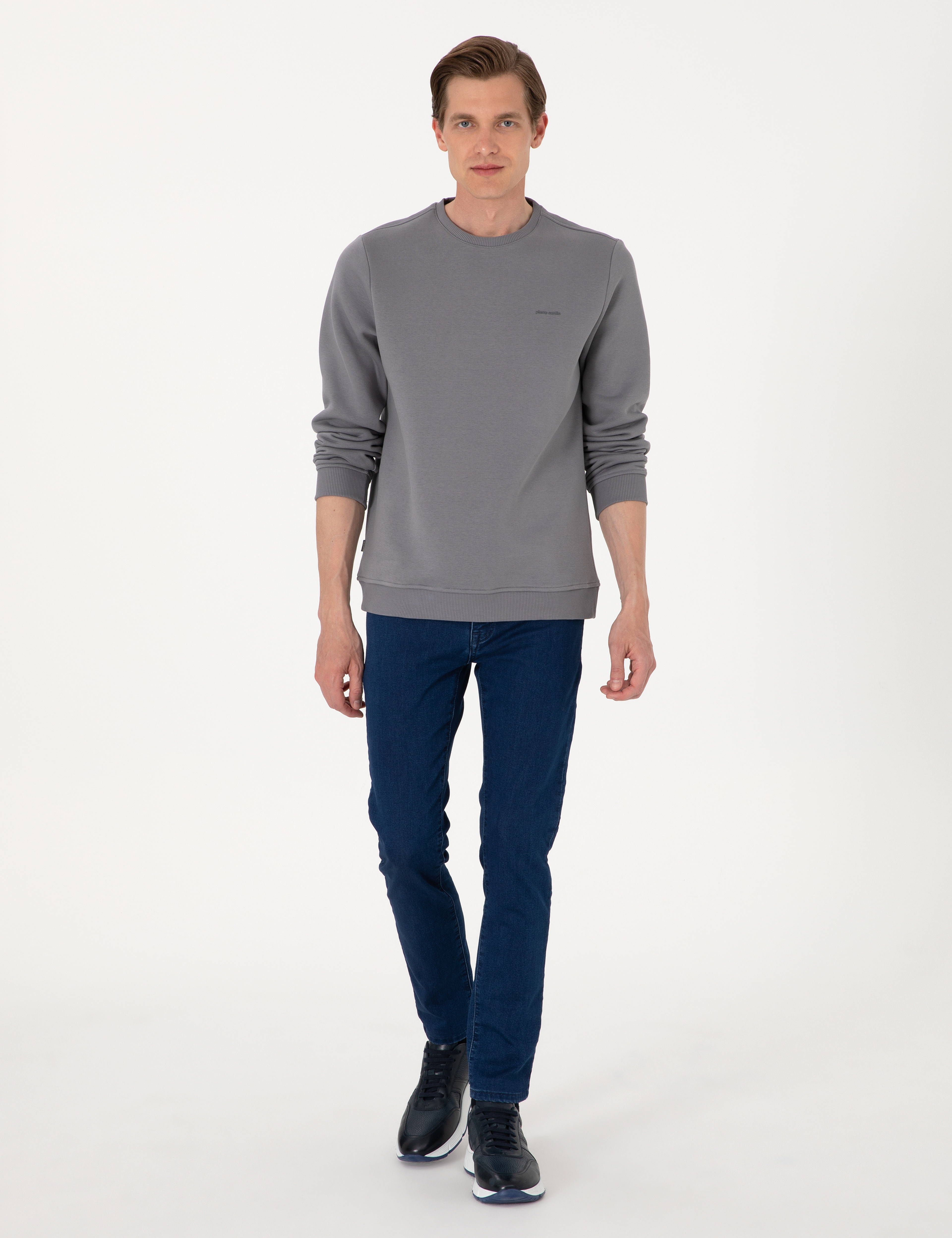 Gri 3 İplik Regular Fit Bisiklet Yaka Basic Sweatshirt