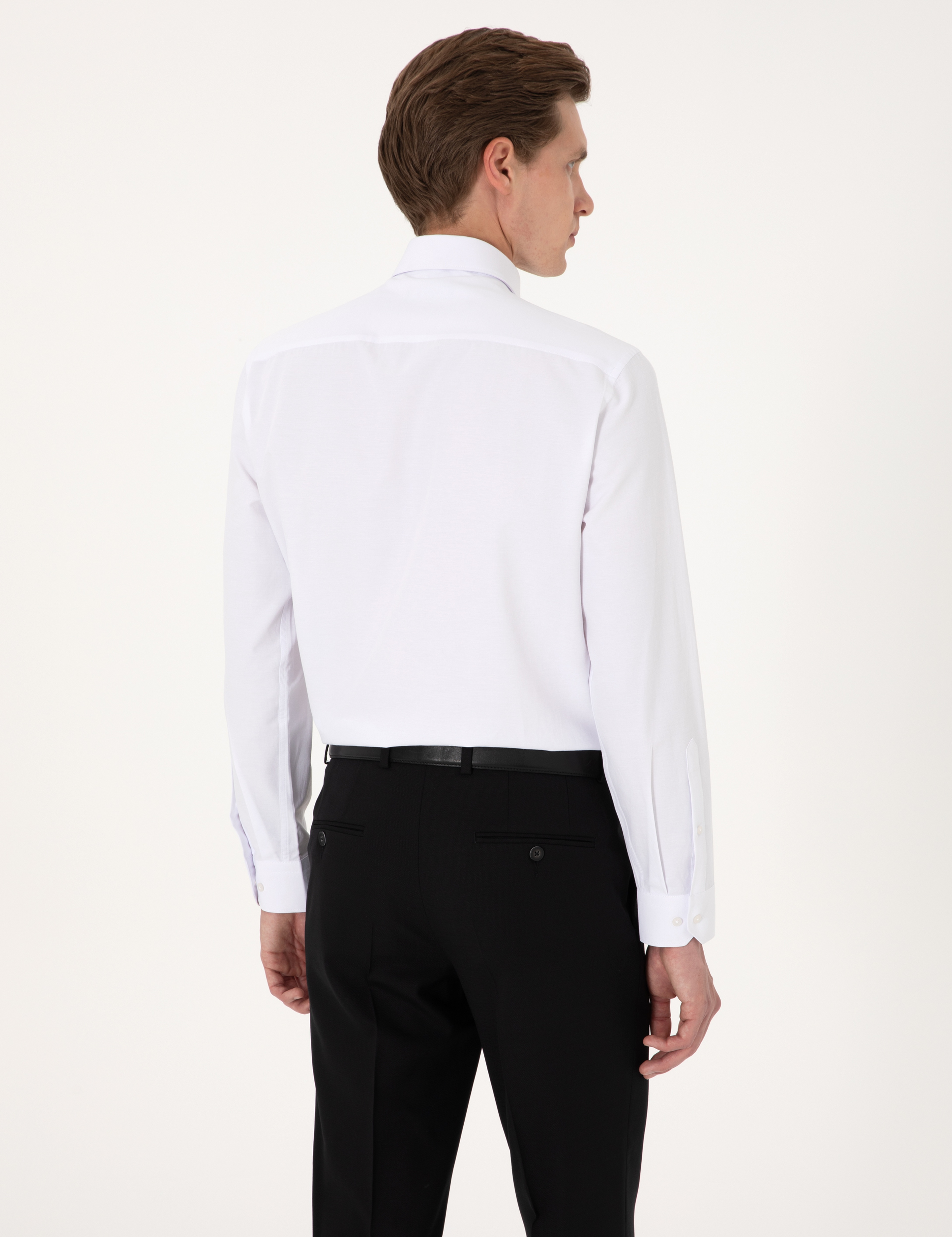Beyaz Regular Fit Uzun Kollu Basic Gömlek - Image 6