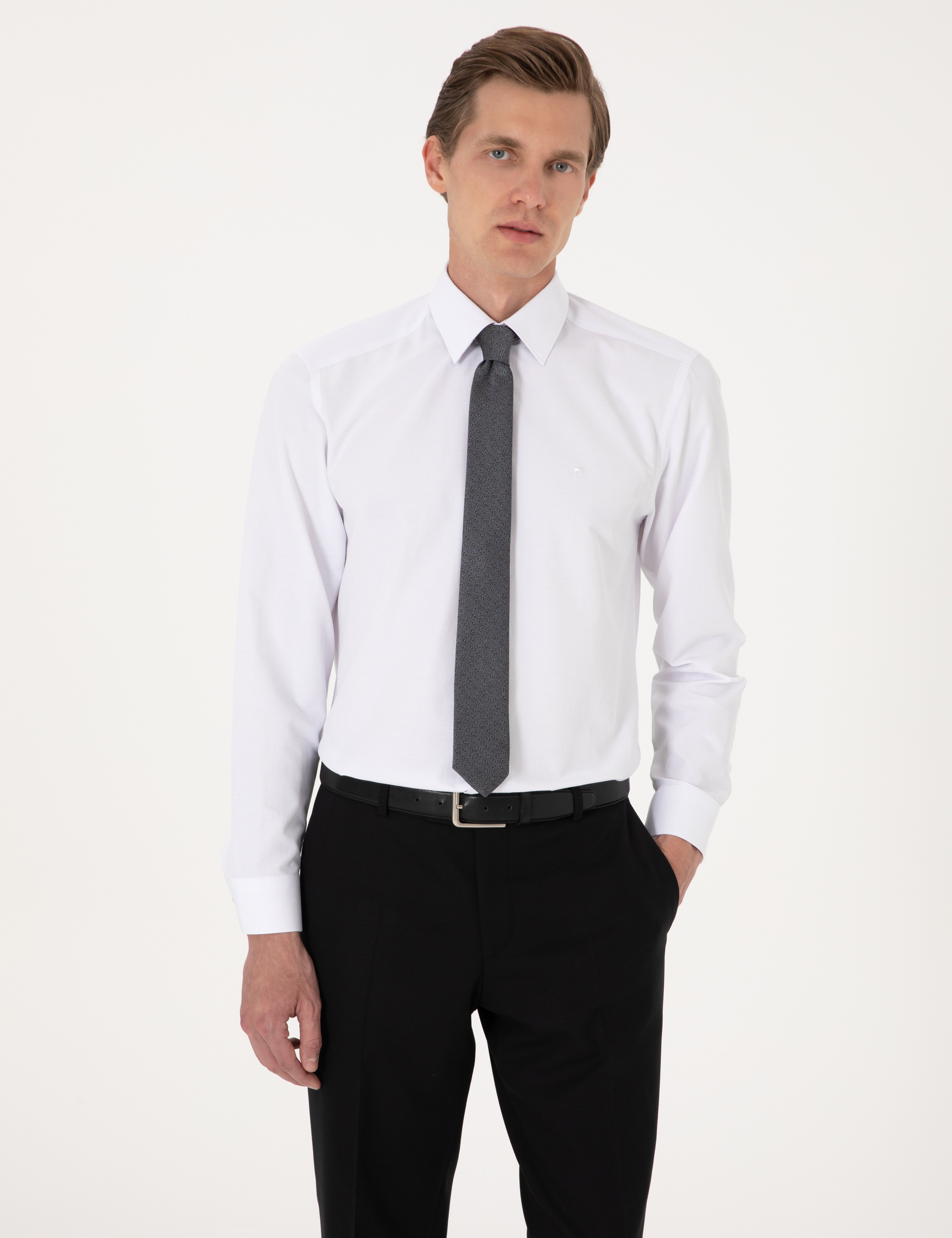 Beyaz Regular Fit Uzun Kollu Basic Gömlek