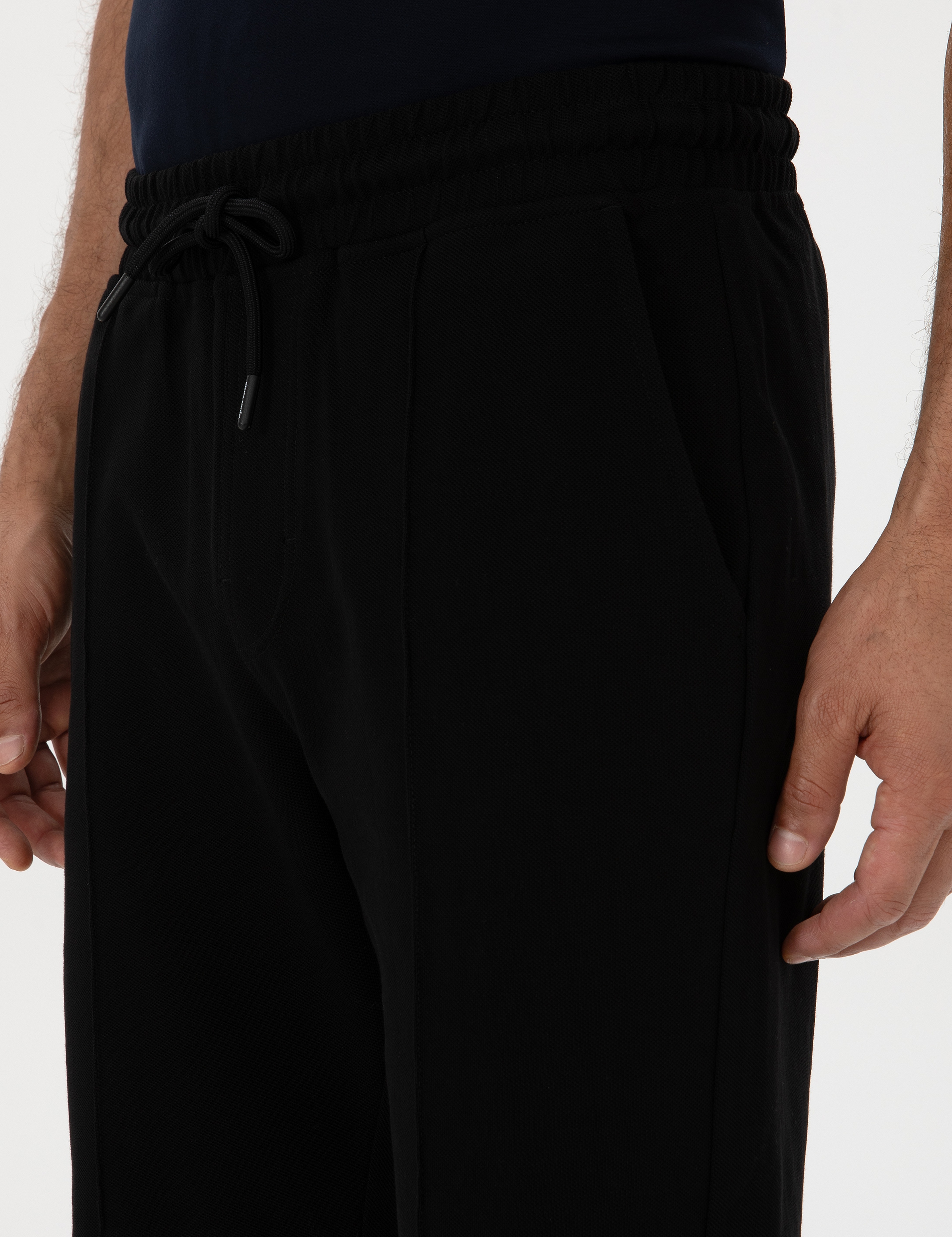 Siyah Regular Fit Örme Şort - Image 5