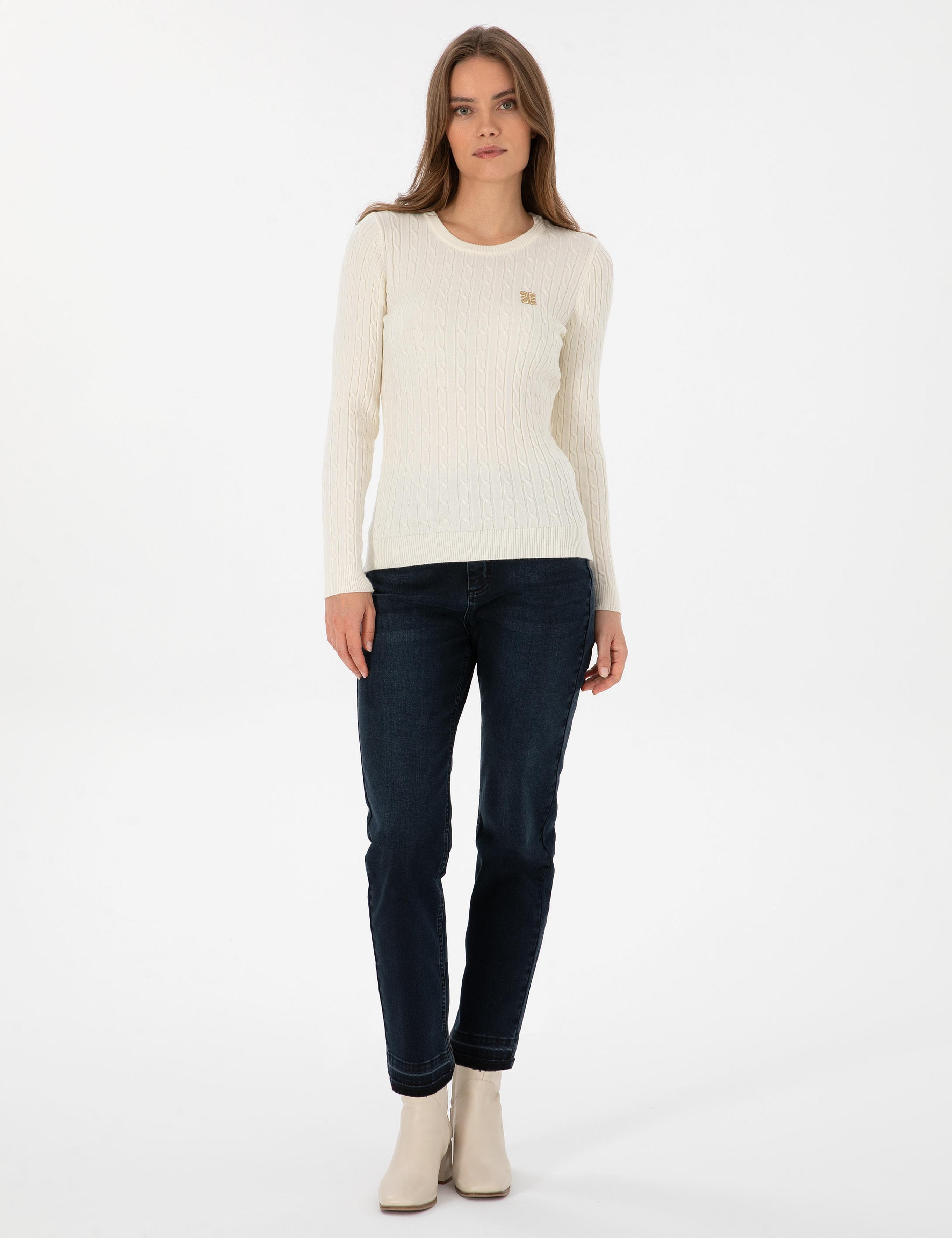 Ekru Slim Fit Bisiklet Yaka Basic Kazak