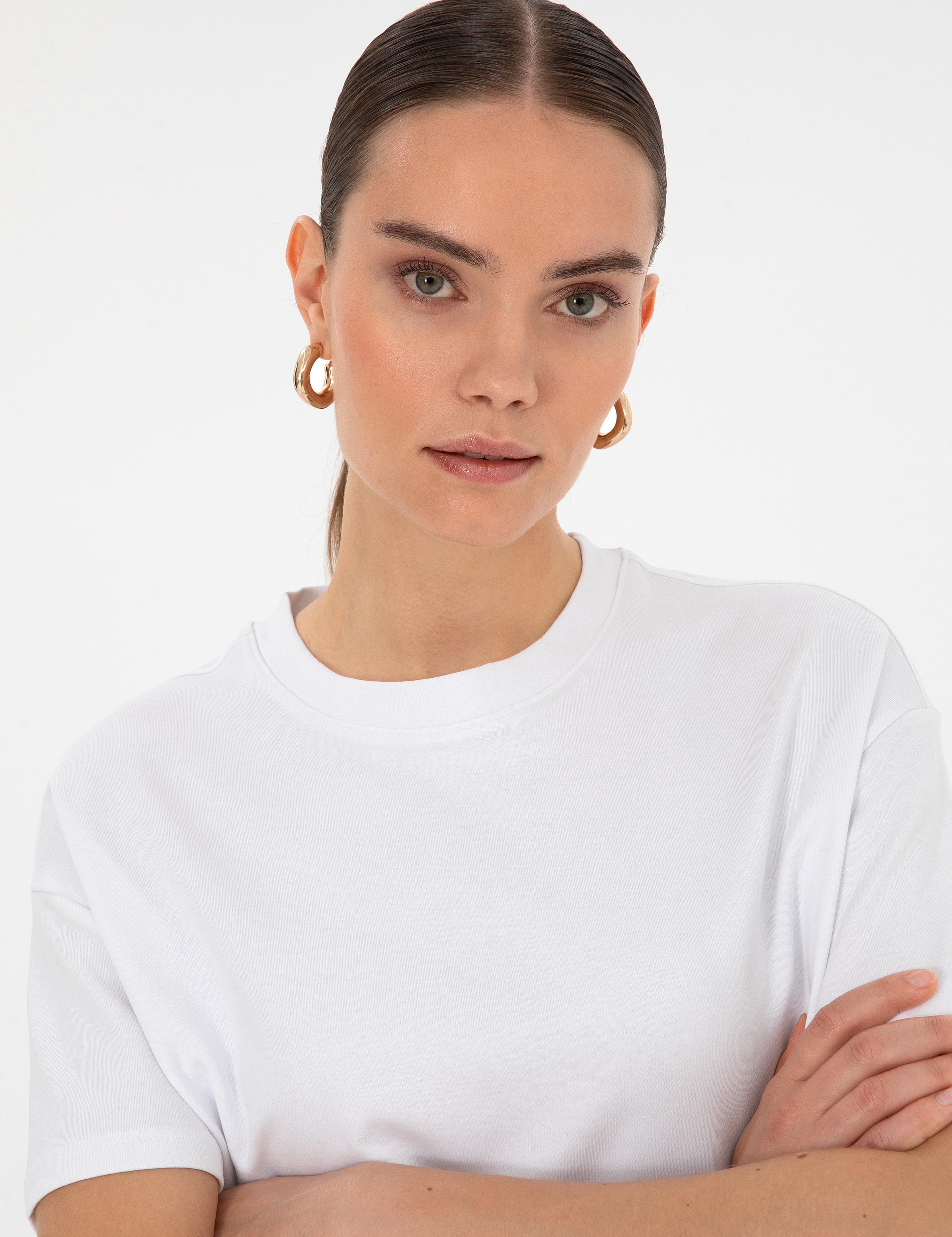 Beyaz Oversize Basic Tişört - Image 2