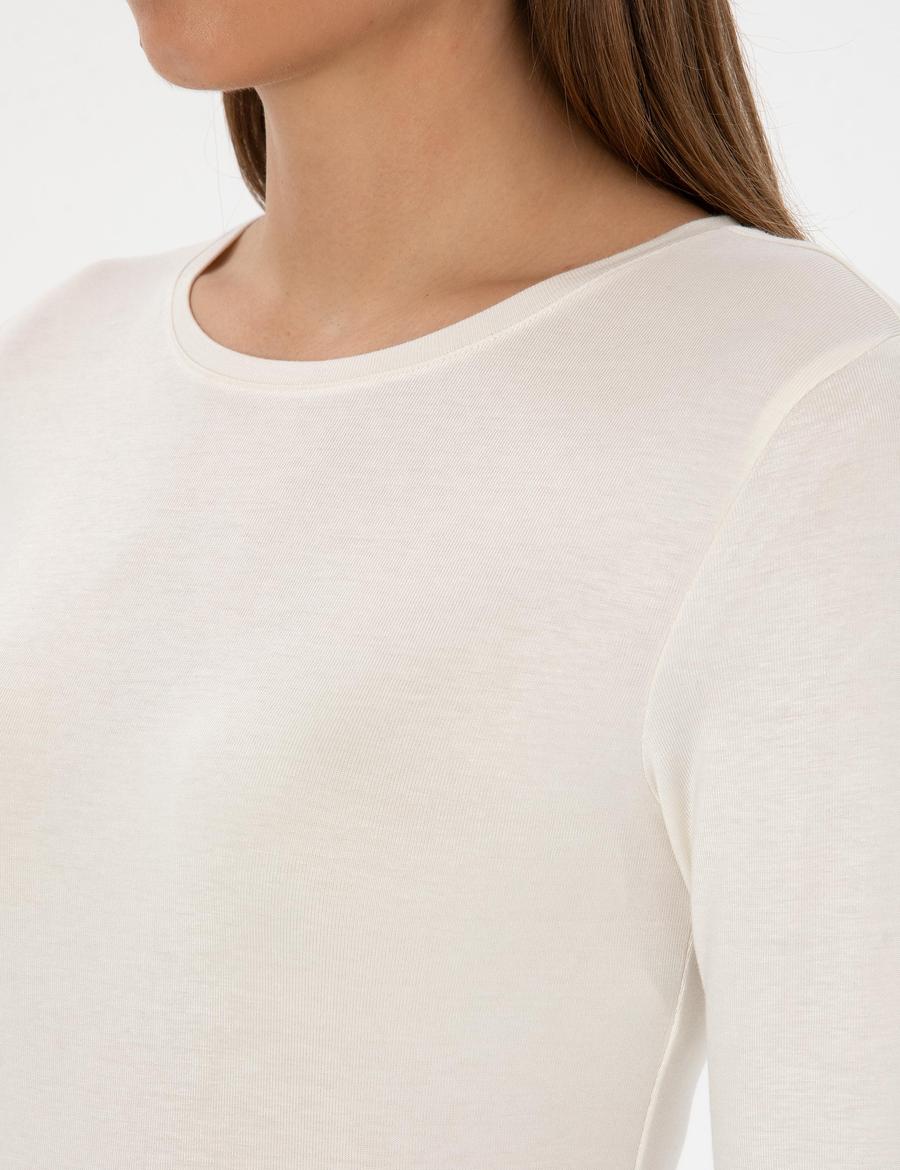 Ekru Slim Fit Örme Bluz