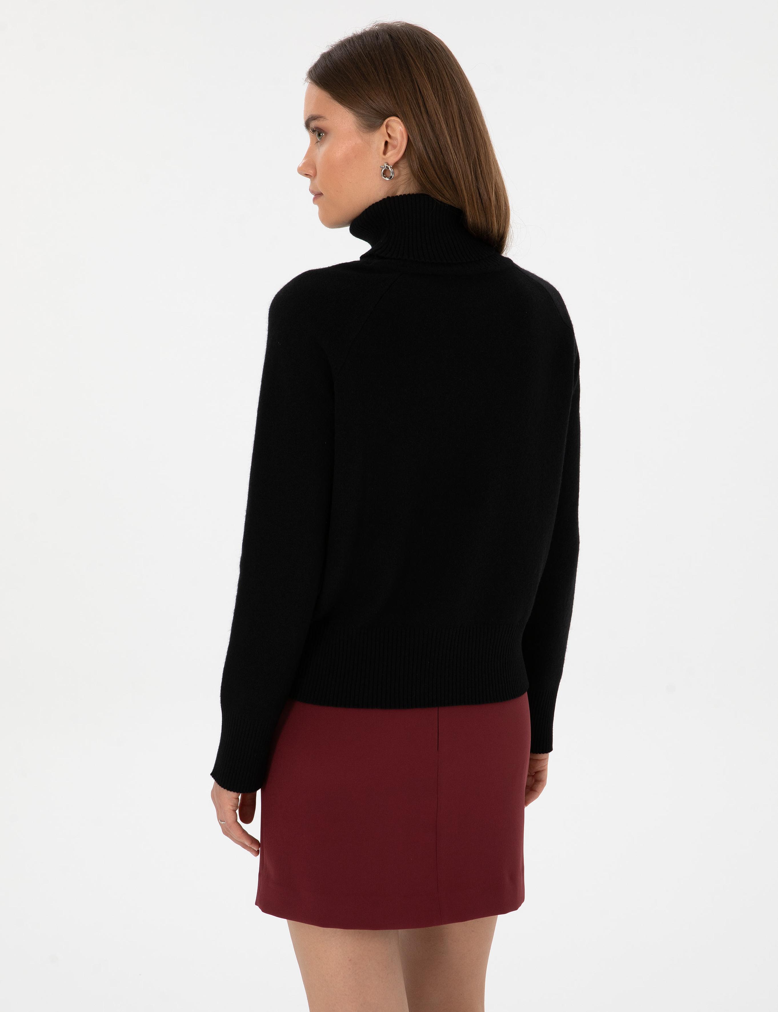 Siyah Comfort Fit Yün Balıkçı Yaka Kazak