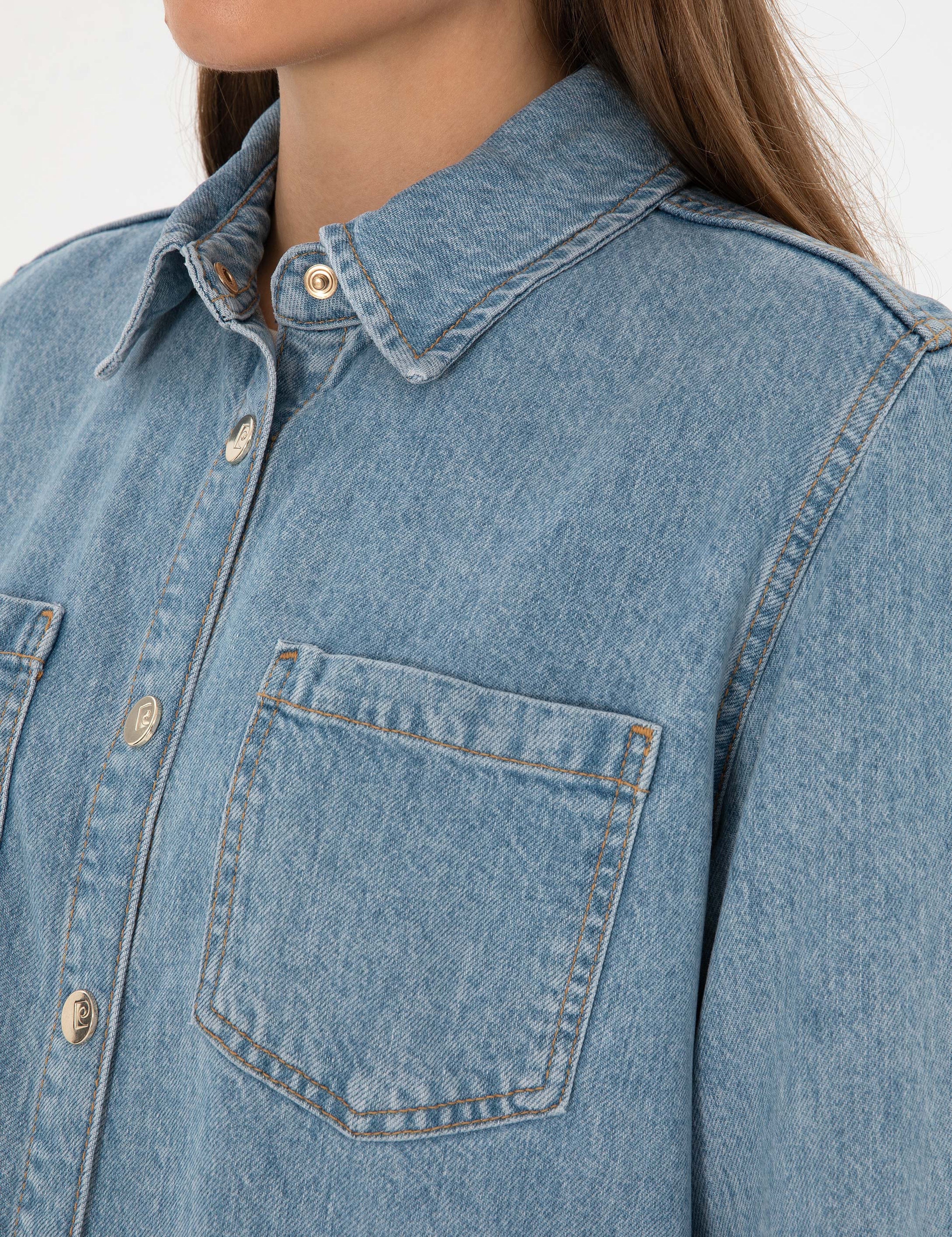 Açık Mavi Comfort Fit Jean Gömlek - Image 7