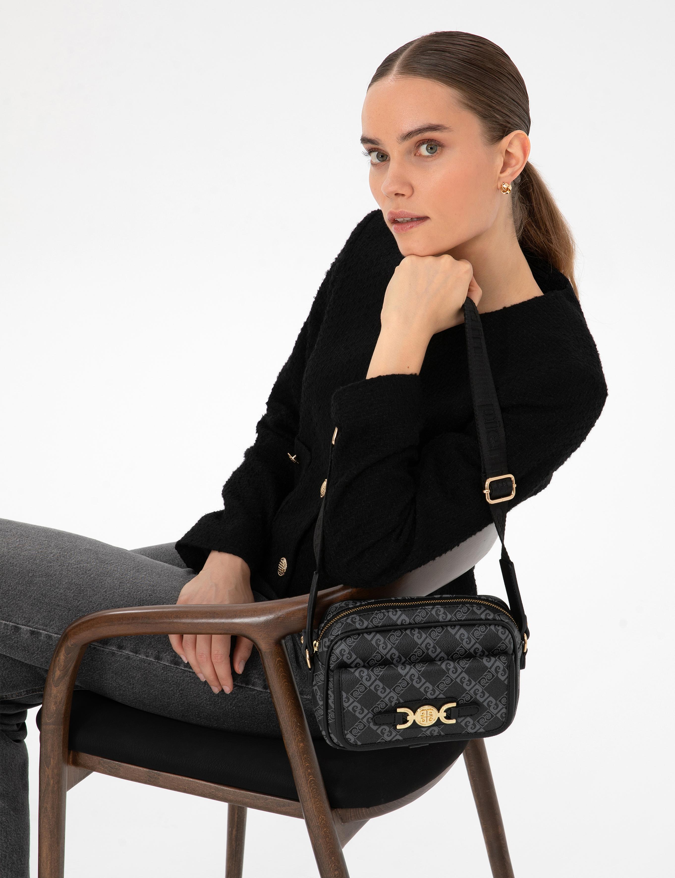 Siyah Çapraz Çanta