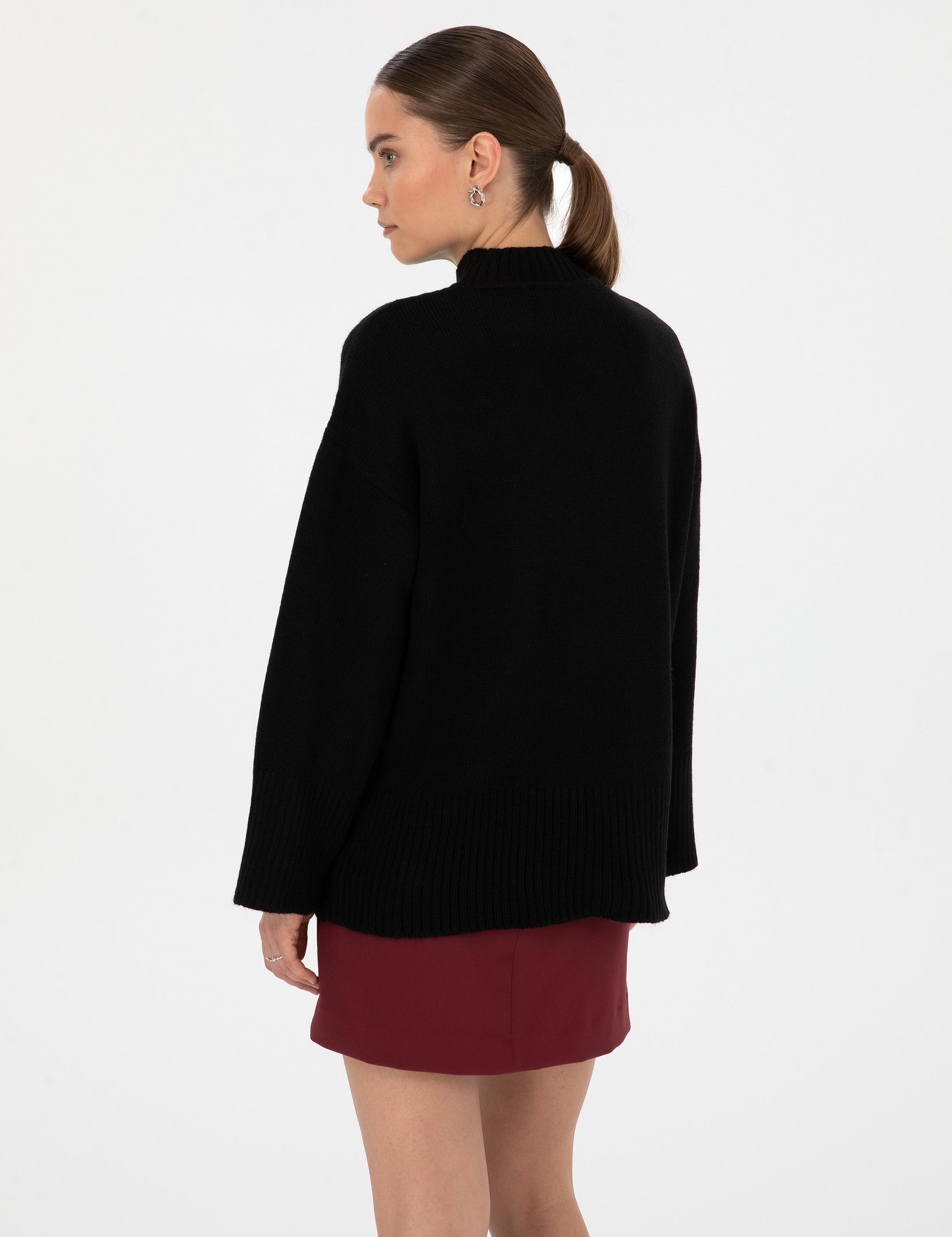 Siyah Comfort Fit Yarım Balıkçı Kazak