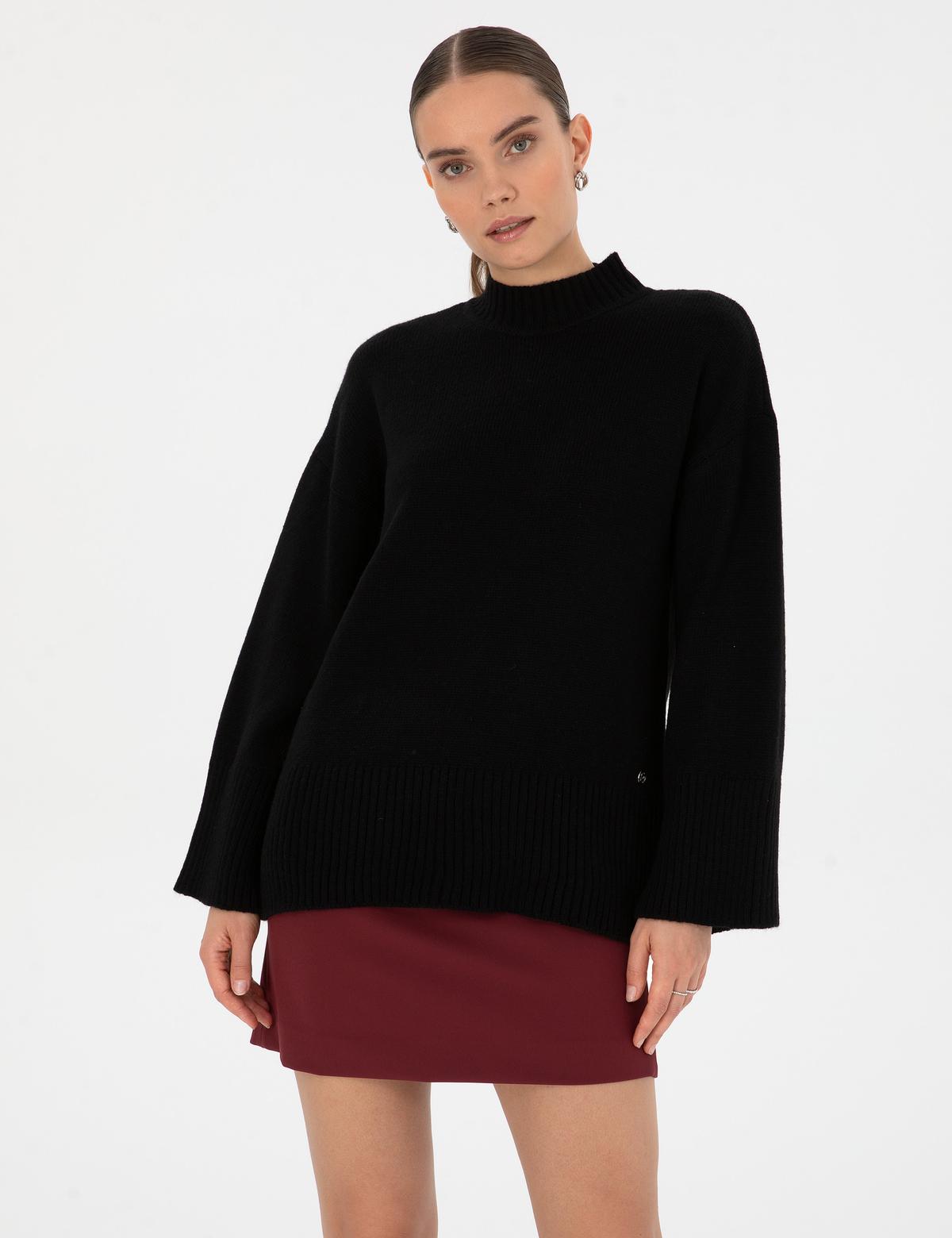 Siyah Comfort Fit Yarım Balıkçı Kazak - 50310958029