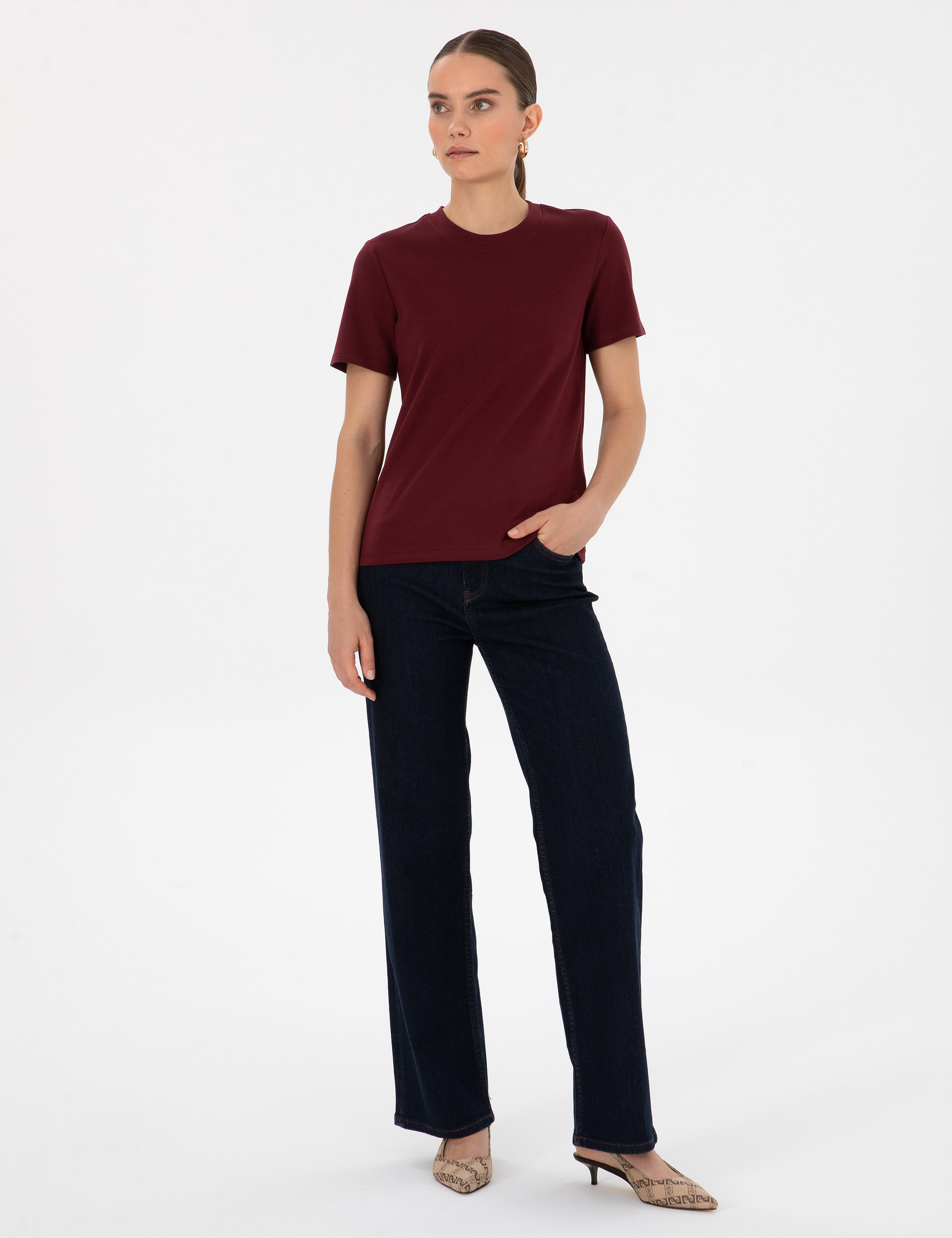 Vişne Regular Fit Bisiklet Yaka Basic Tişört - Image 4
