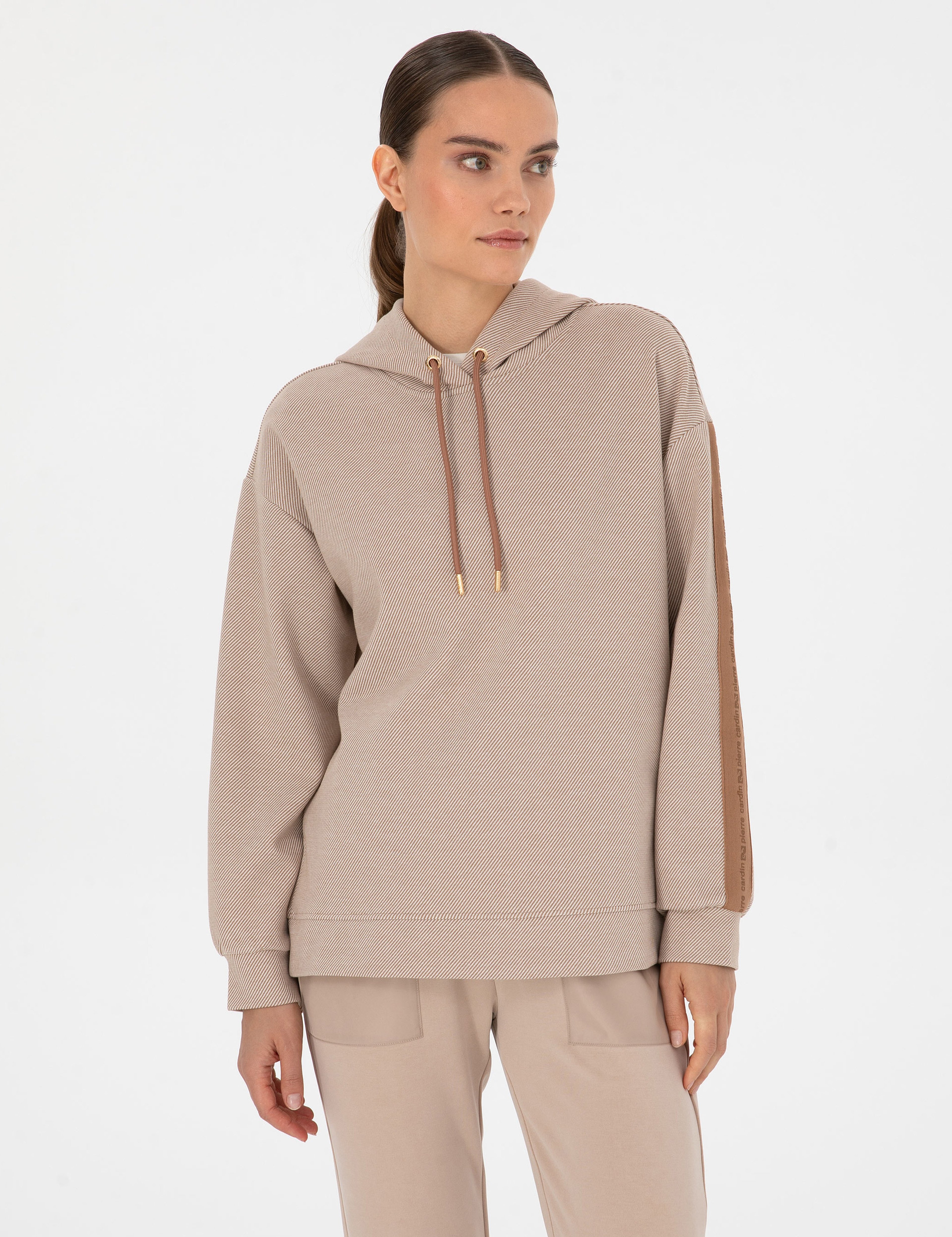 Camel Comfort Fit Sweatshirt - Image 3