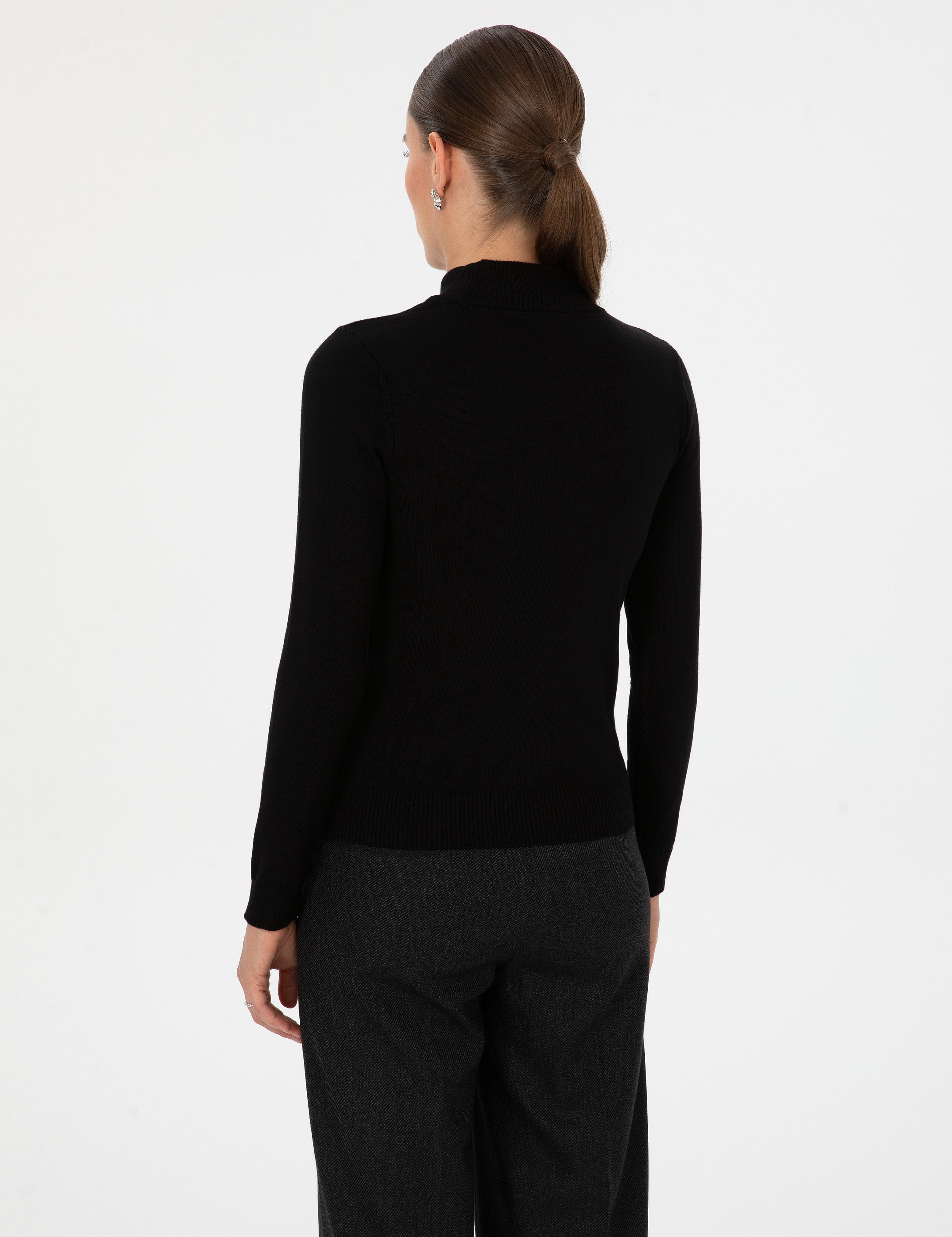 Siyah Slim Fit Yarım Balıkçı Yaka Basic Kazak - Image 5
