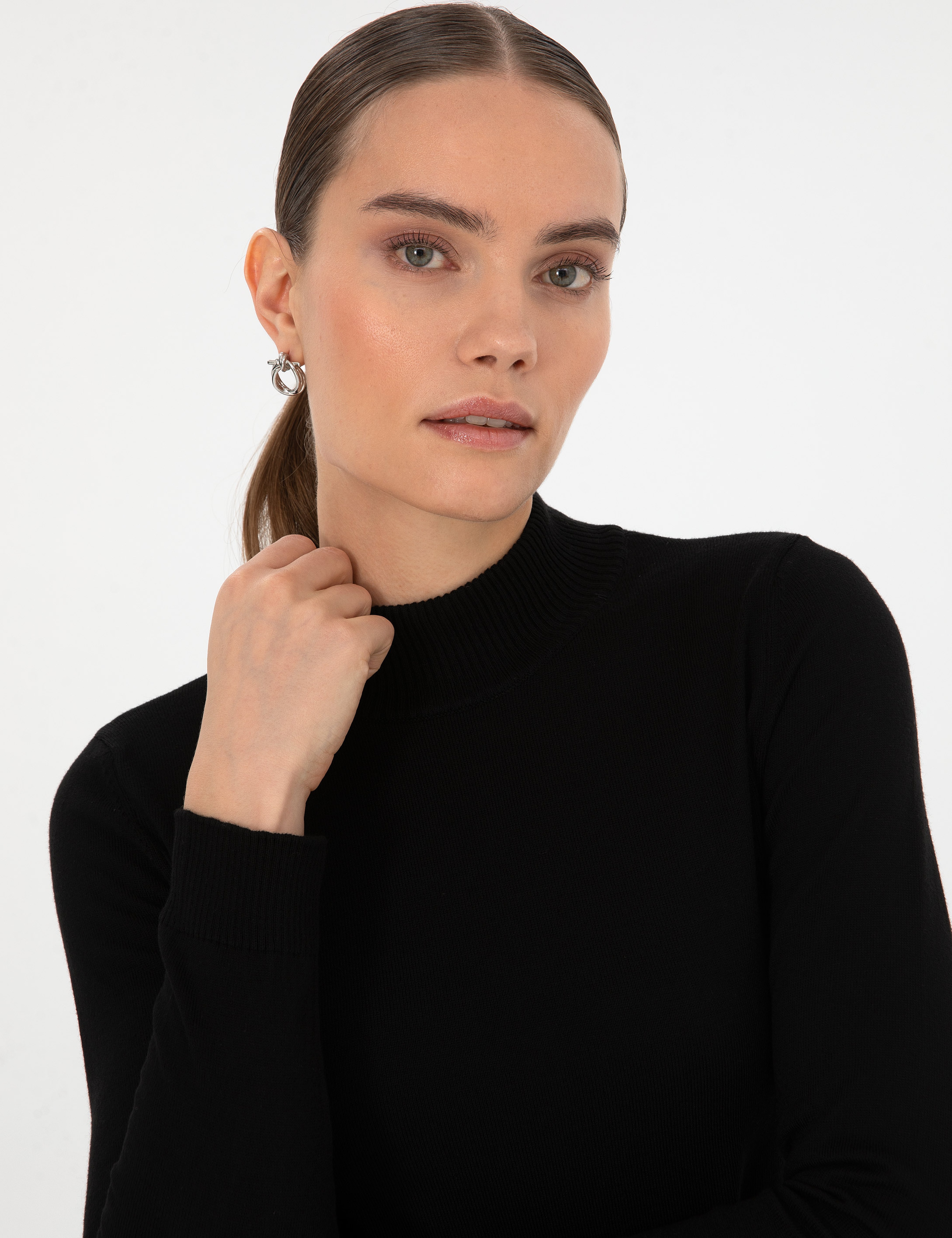 Siyah Slim Fit Yarım Balıkçı Yaka Basic Kazak - Image 3