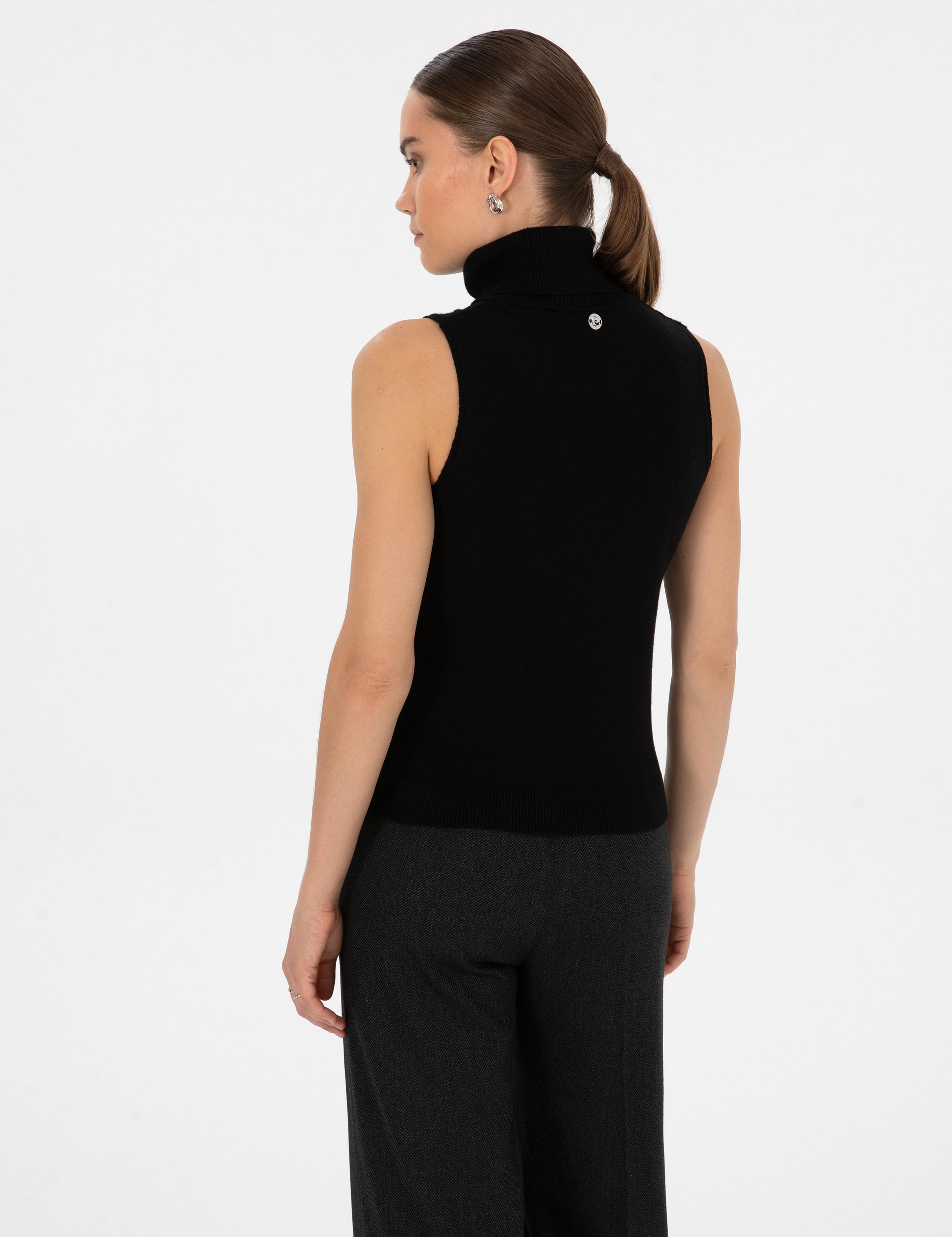 Siyah Slim Fit Balıkçı Yaka Kazak