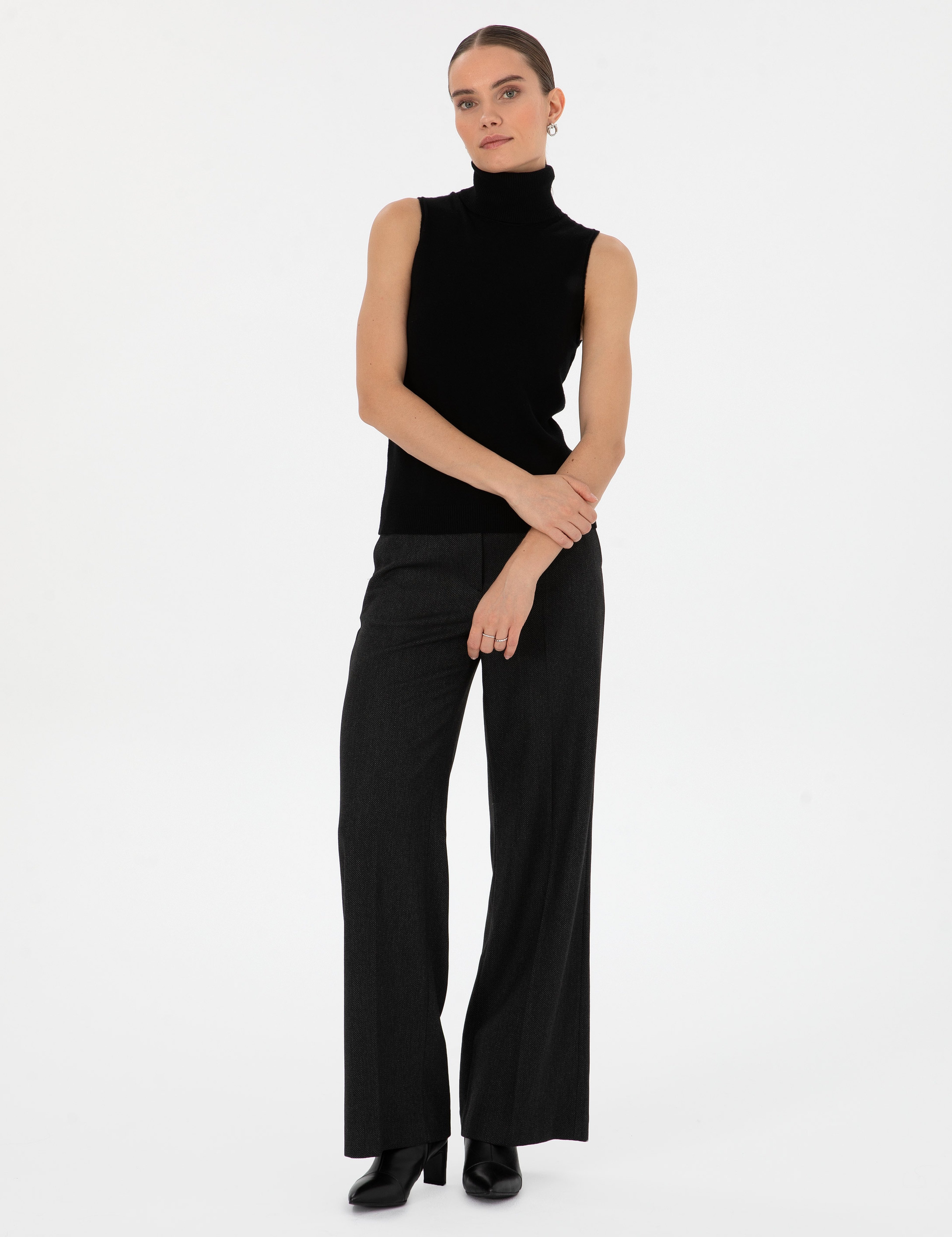Siyah Slim Fit Balıkçı Yaka Kazak - Image 4