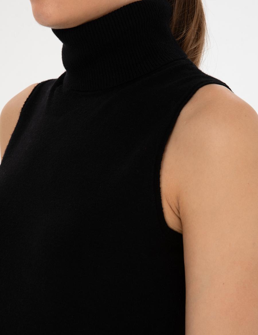 Siyah Slim Fit Balıkçı Yaka Kazak