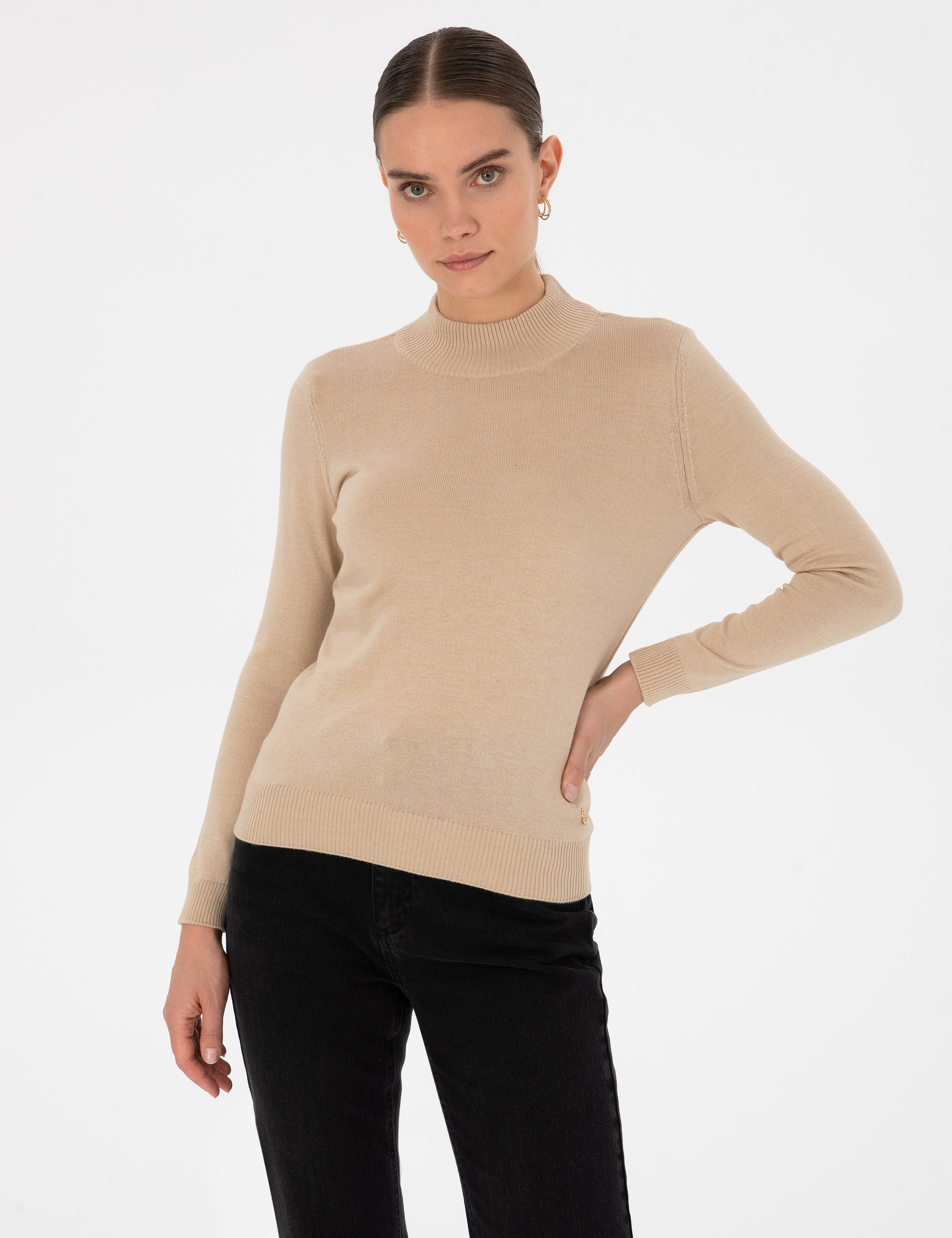 Bej Slim Fit Yarım Balıkçı Basic Kazak